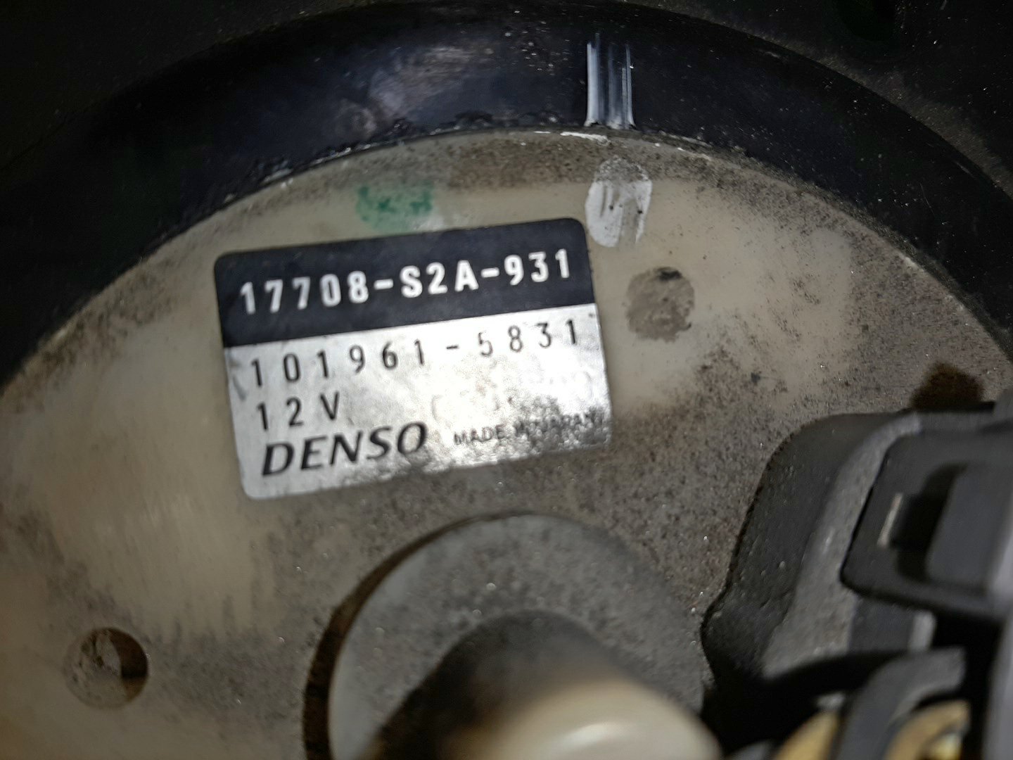 Насос воздушный HONDA S2000 AP1 F20C 17708-S2A-031 3 ракурс