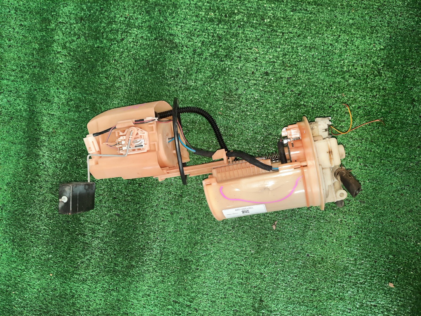 Насос воздушный TOYOTA COROLLA  AXIO ZRE142 2ZR-FE 77020-12660 1 ракурс