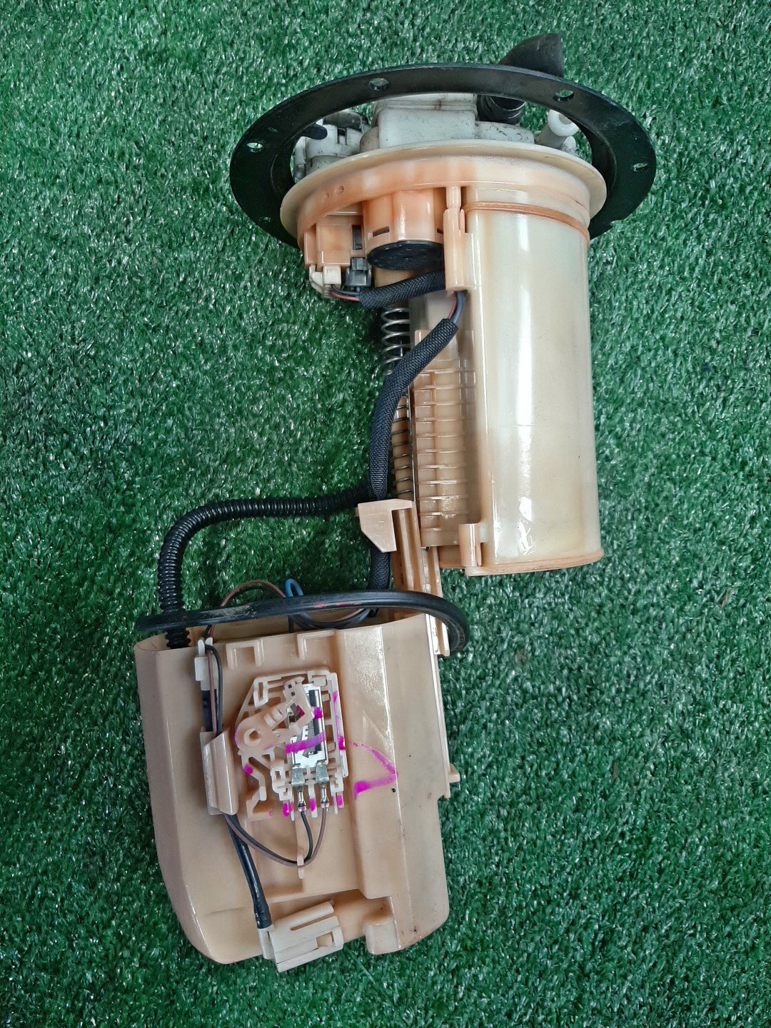 Насос воздушный TOYOTA COROLLA  AXIO ZRE142 2ZR-FE 77020-12660 1 ракурс