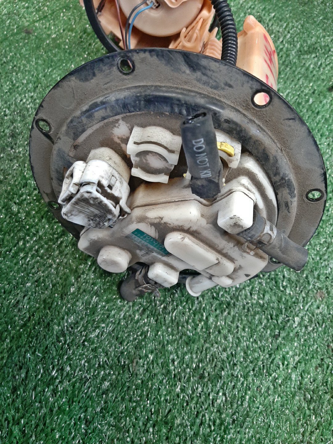 Насос воздушный TOYOTA COROLLA  AXIO ZRE142 2ZR-FE 77020-12660 3 ракурс