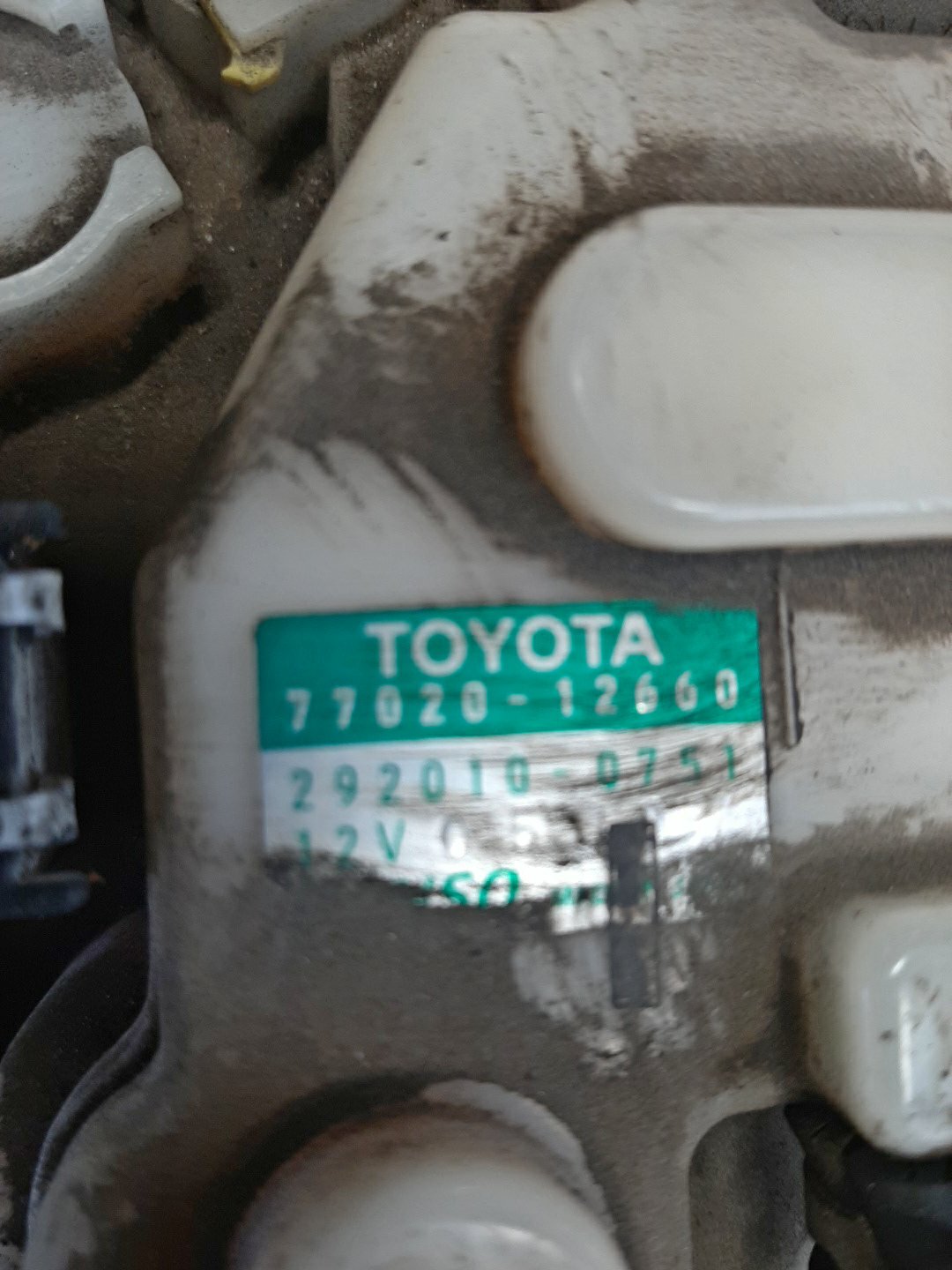 Насос воздушный TOYOTA COROLLA  AXIO ZRE142 2ZR-FE 77020-12660 4 ракурс