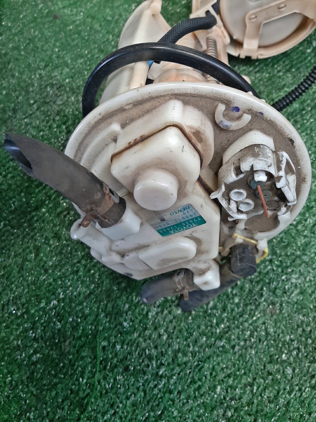Насос воздушный TOYOTA COROLLA  AXIO ZRE142 2ZR-FE 77020-12660 2 ракурс