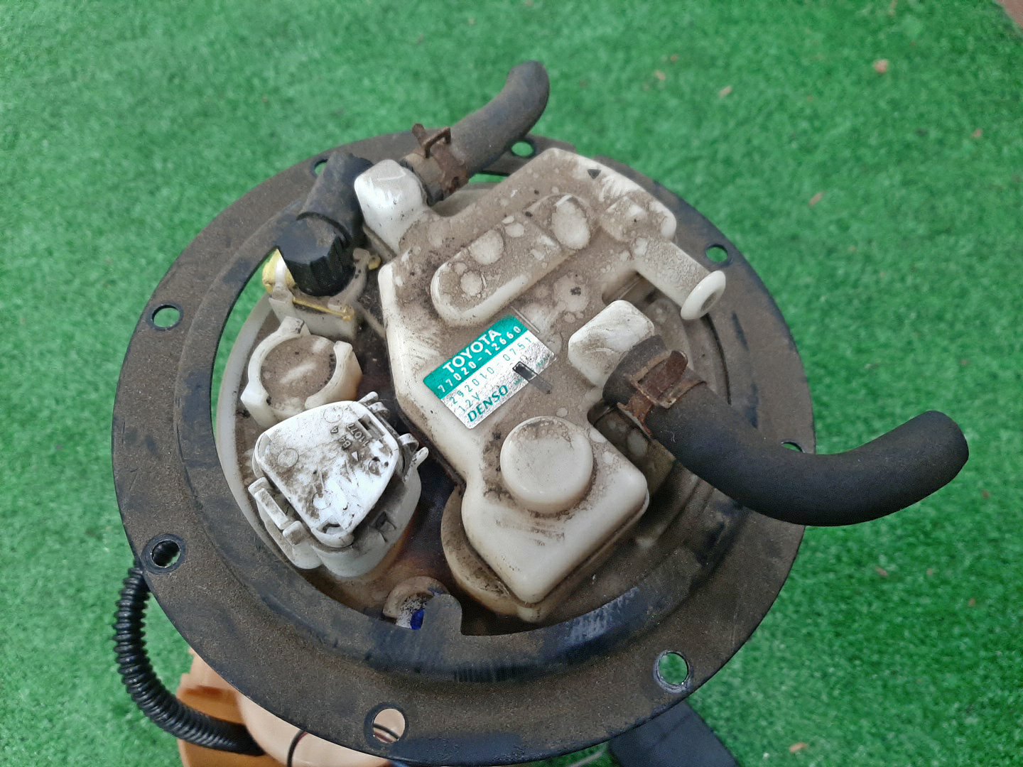 Насос воздушный TOYOTA COROLLA FIELDER ZRE142G 2ZR-FE 77020-12660 3 ракурс