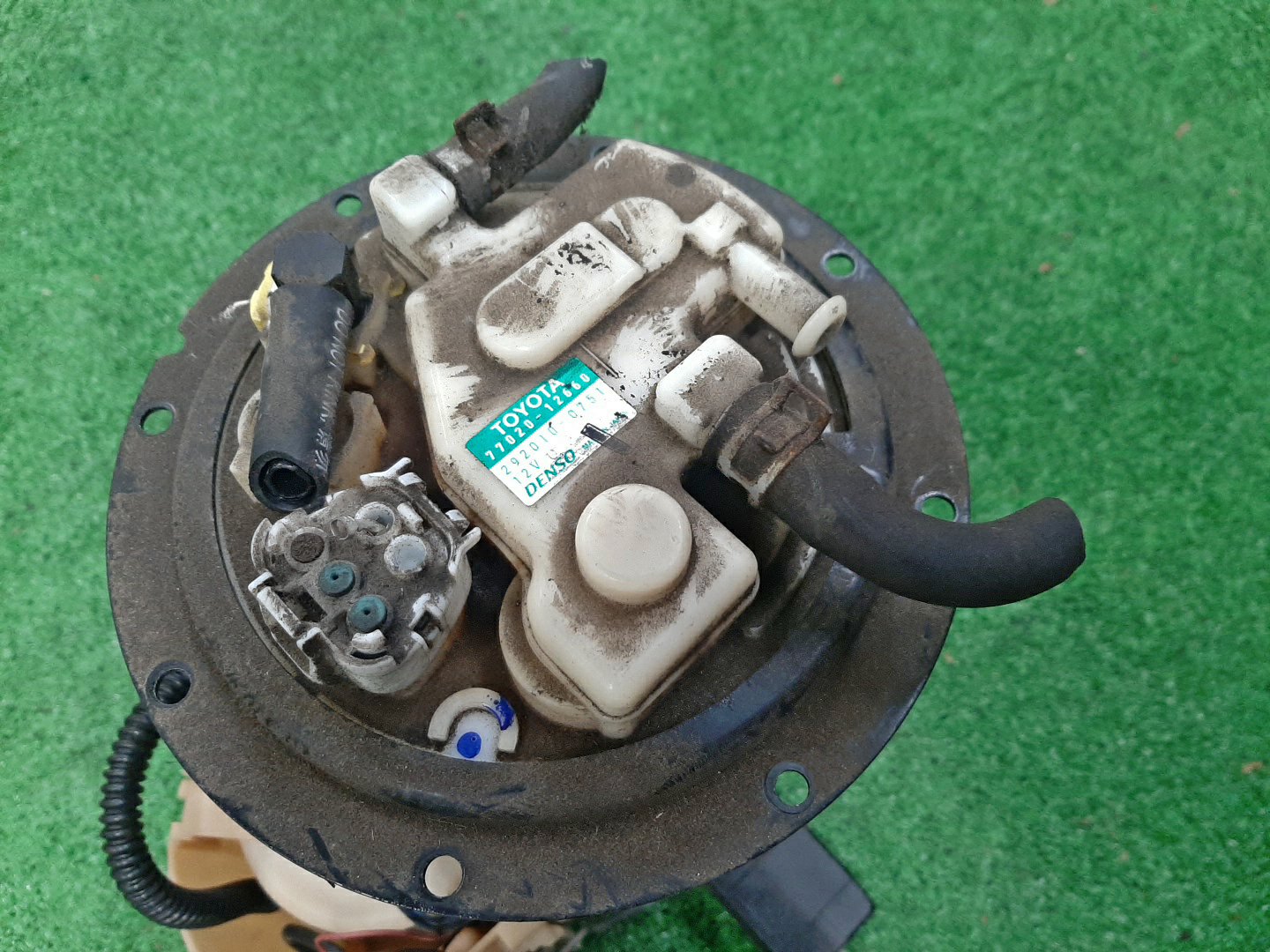 Насос воздушный TOYOTA COROLLA FIELDER ZRE142G 2ZR-FE 77020-12660 3 ракурс