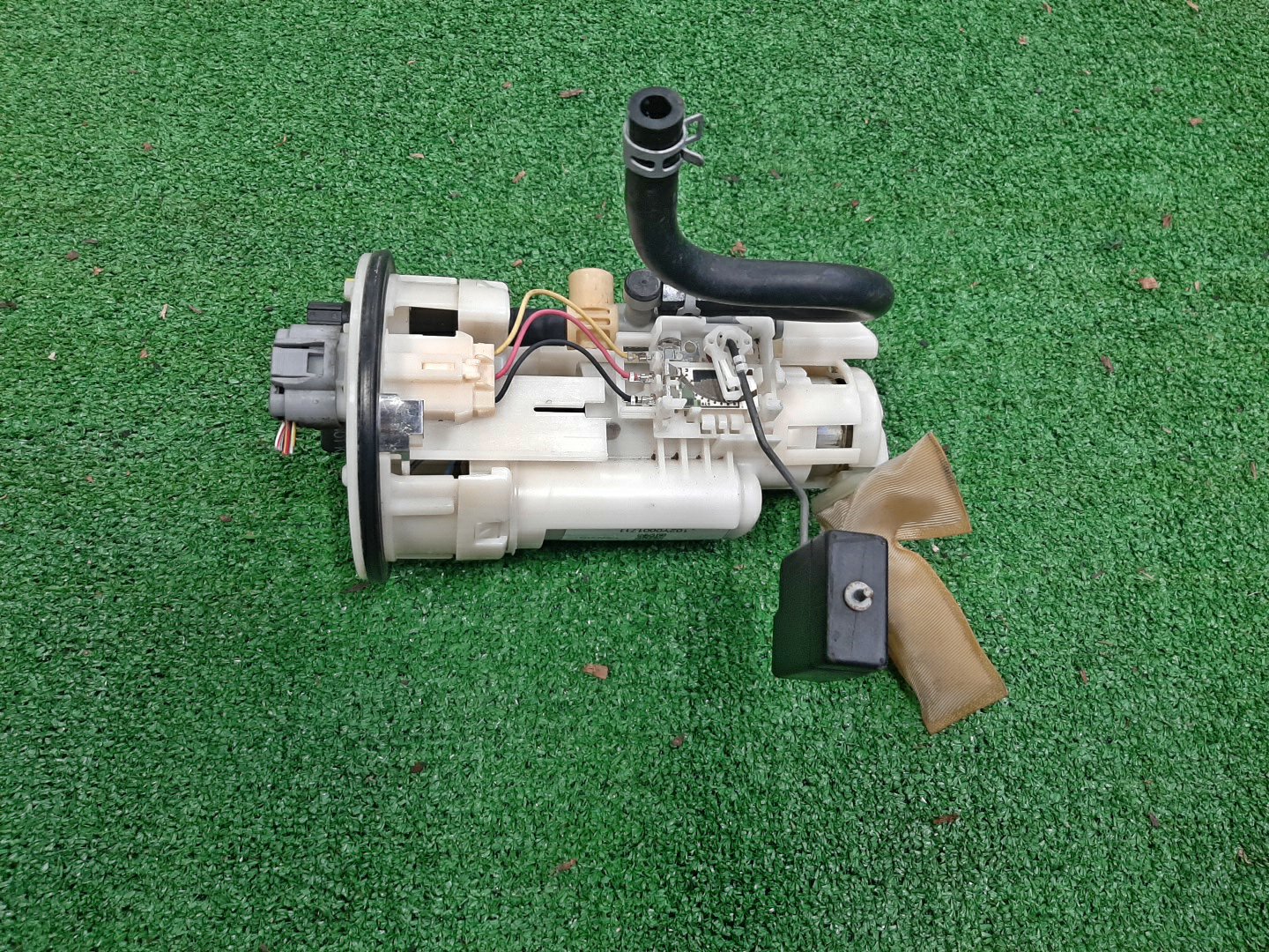 Насос воздушный TOYOTA CALDINA ST246W 3S-GTE 77020-21141 2 ракурс Насос воздушный TOYOTA CALDINA ST246W 3S-GTE 77020-21141 2 ракурс