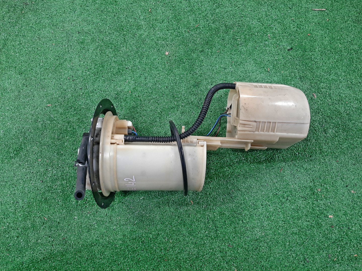 Насос воздушный TOYOTA COROLLA FIELDER ZRE142G 2ZR-FE 77020-12660 2 ракурс