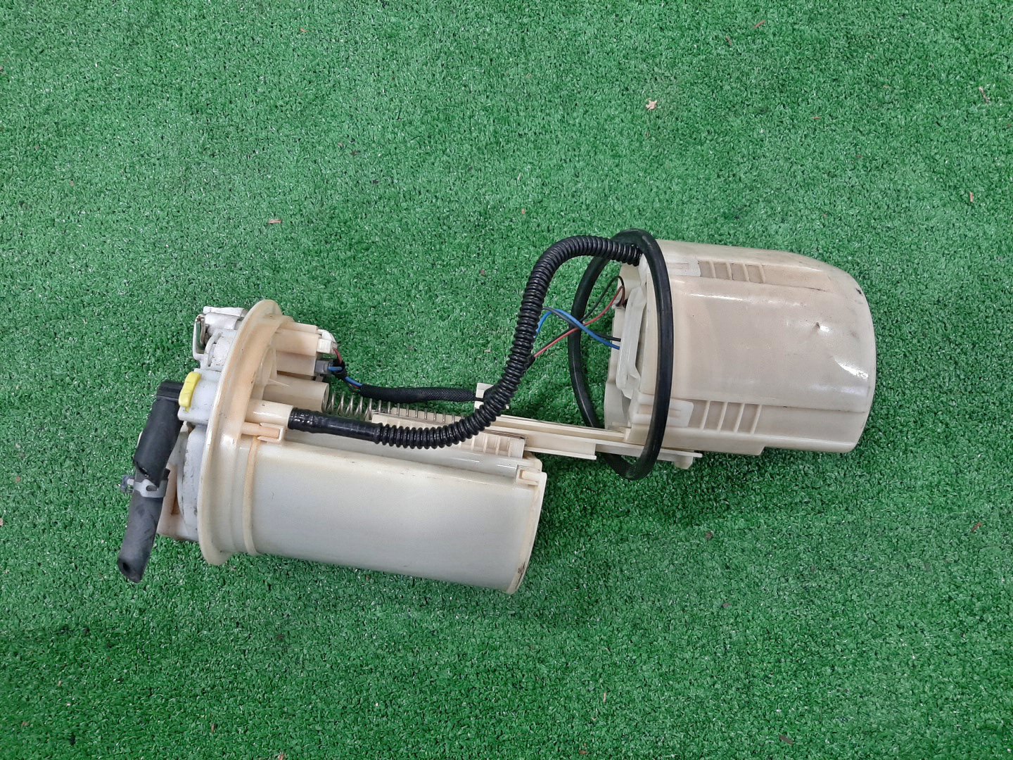 Насос воздушный TOYOTA COROLLA FIELDER ZRE142G 2ZR-FE 77020-12660 2 ракурс