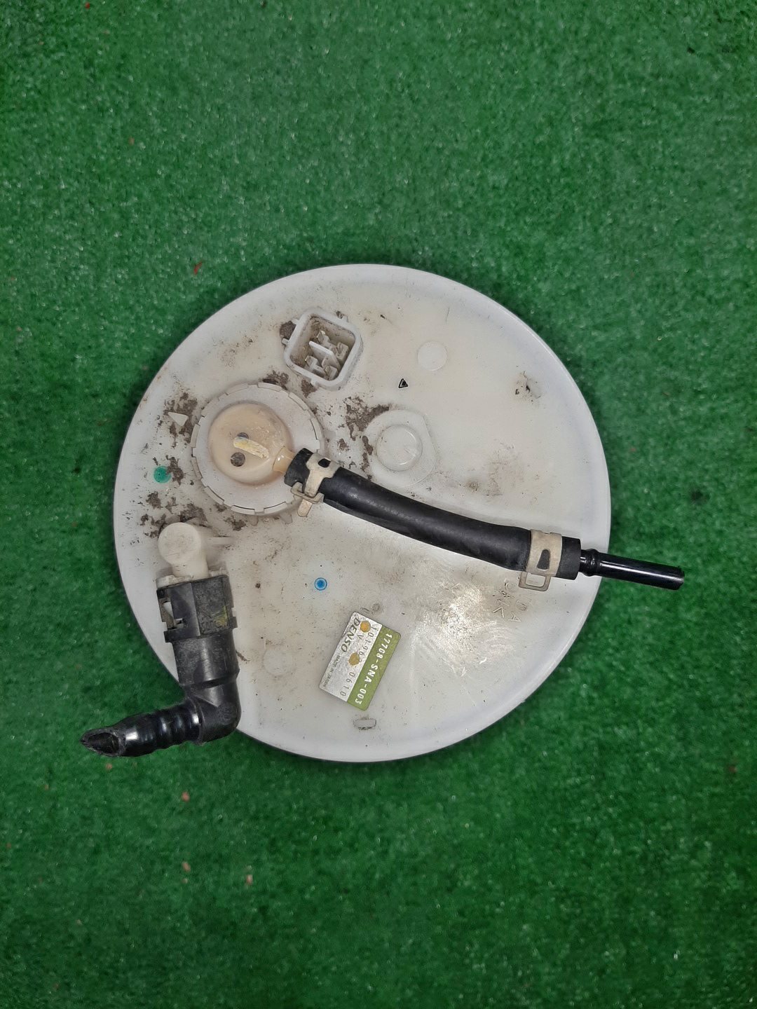 Насос воздушный HONDA CIVIC FD1 R18A 17708-SNA-003 2 ракурс