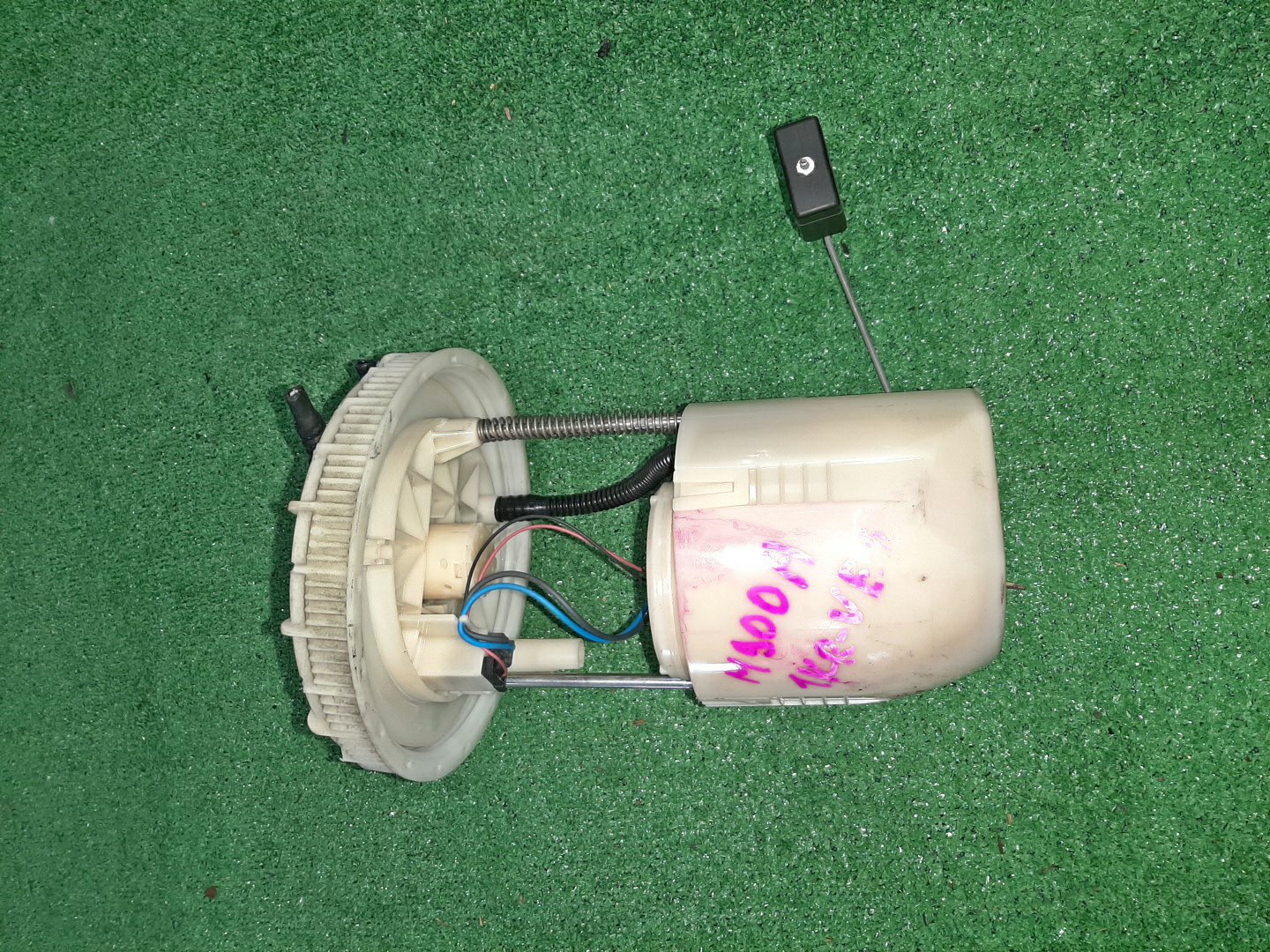 Насос воздушный TOYOTA TANK M900A 1KR-FE 23210-P1110 3 ракурс