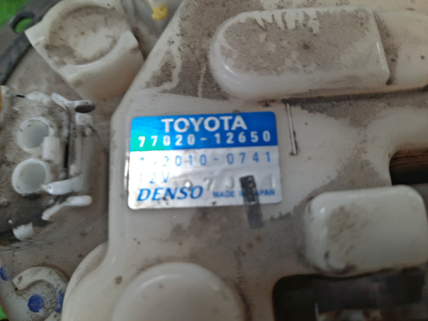 Насос воздушный TOYOTA COROLLA FIELDER NZE141G 1NZ-FE 77020-12650 3 ракурс