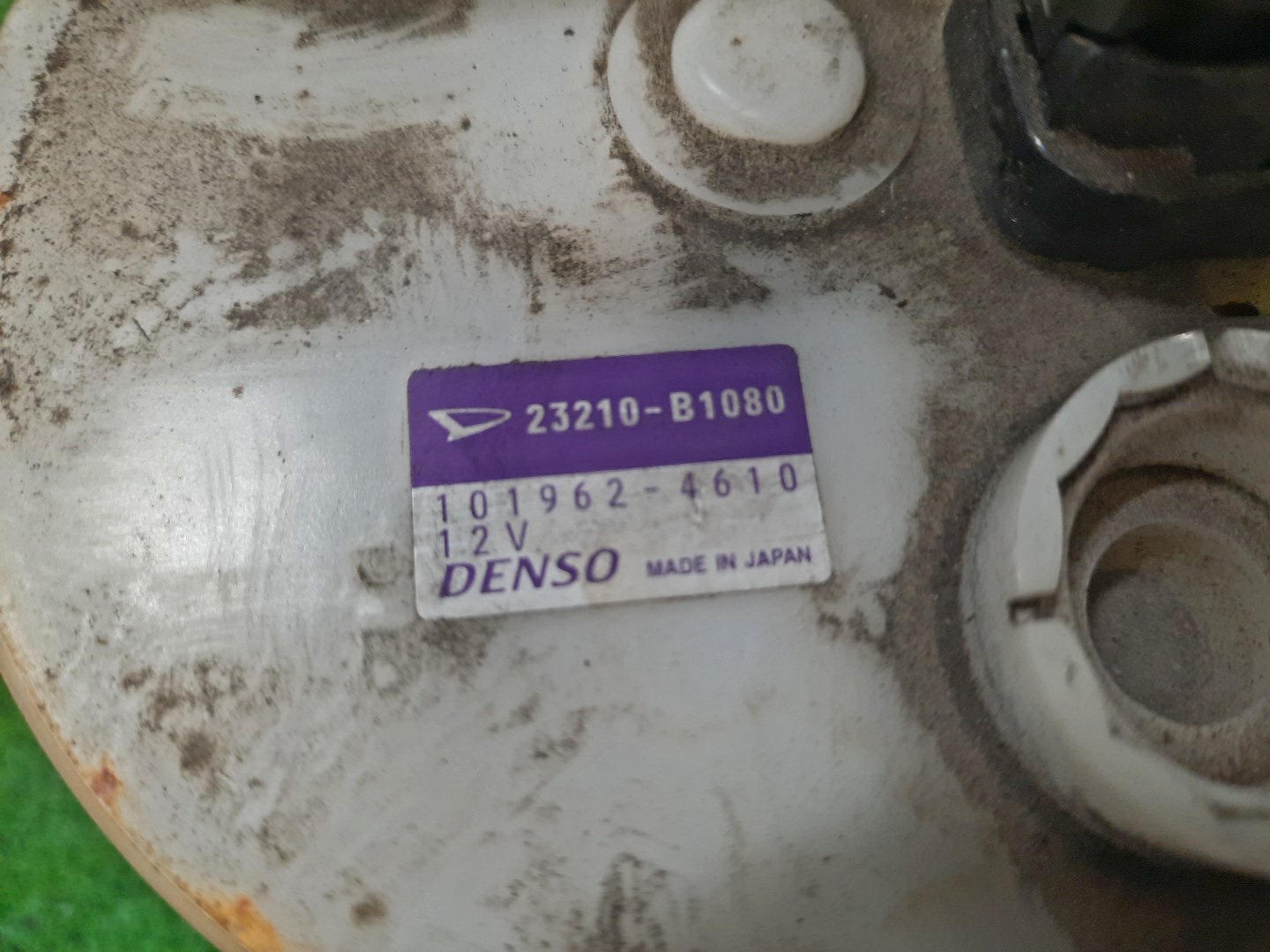 Насос воздушный TOYOTA PASSO SETTE M502E 3SZ-VE 23210-B1080 3 ракурс