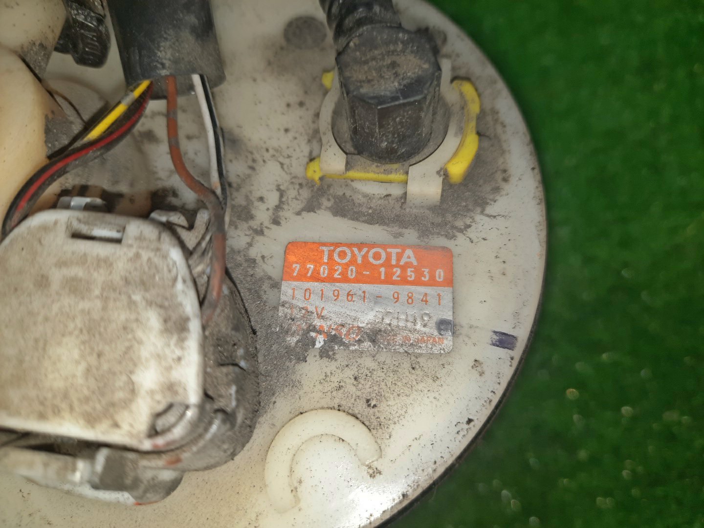 Насос воздушный TOYOTA COROLLA ZZE122 1ZZ-FE 77020-12530 3 ракурс