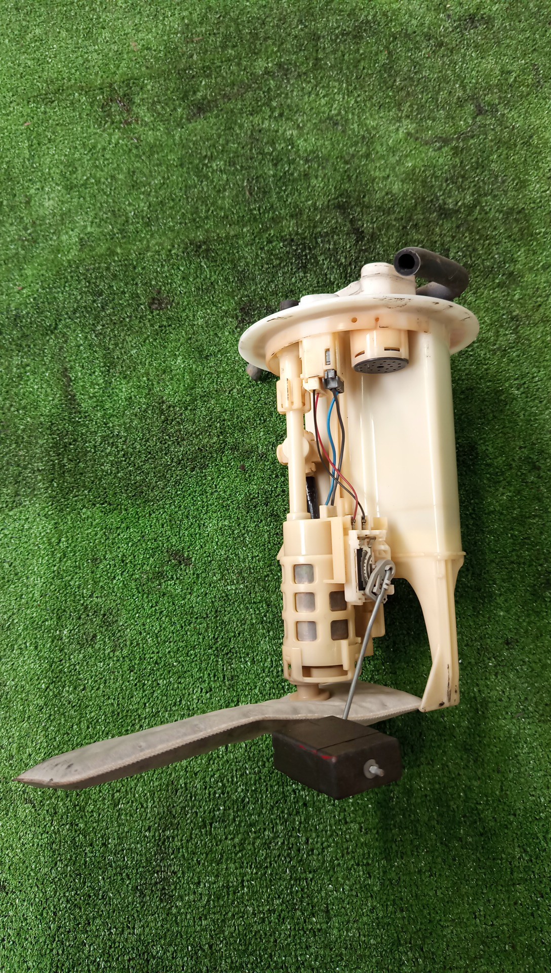 Насос воздушный TOYOTA VITZ KSP130 1KR-FE 77704-52110 1 ракурс