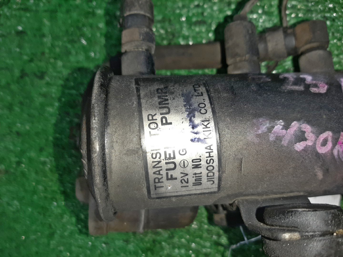 Насос ручной подкачки NISSAN ATLAS F23 NA20S 17020-T6000 2 ракурс Насос ручной подкачки NISSAN ATLAS F23 NA20S 17020-T6000 2 ракурс