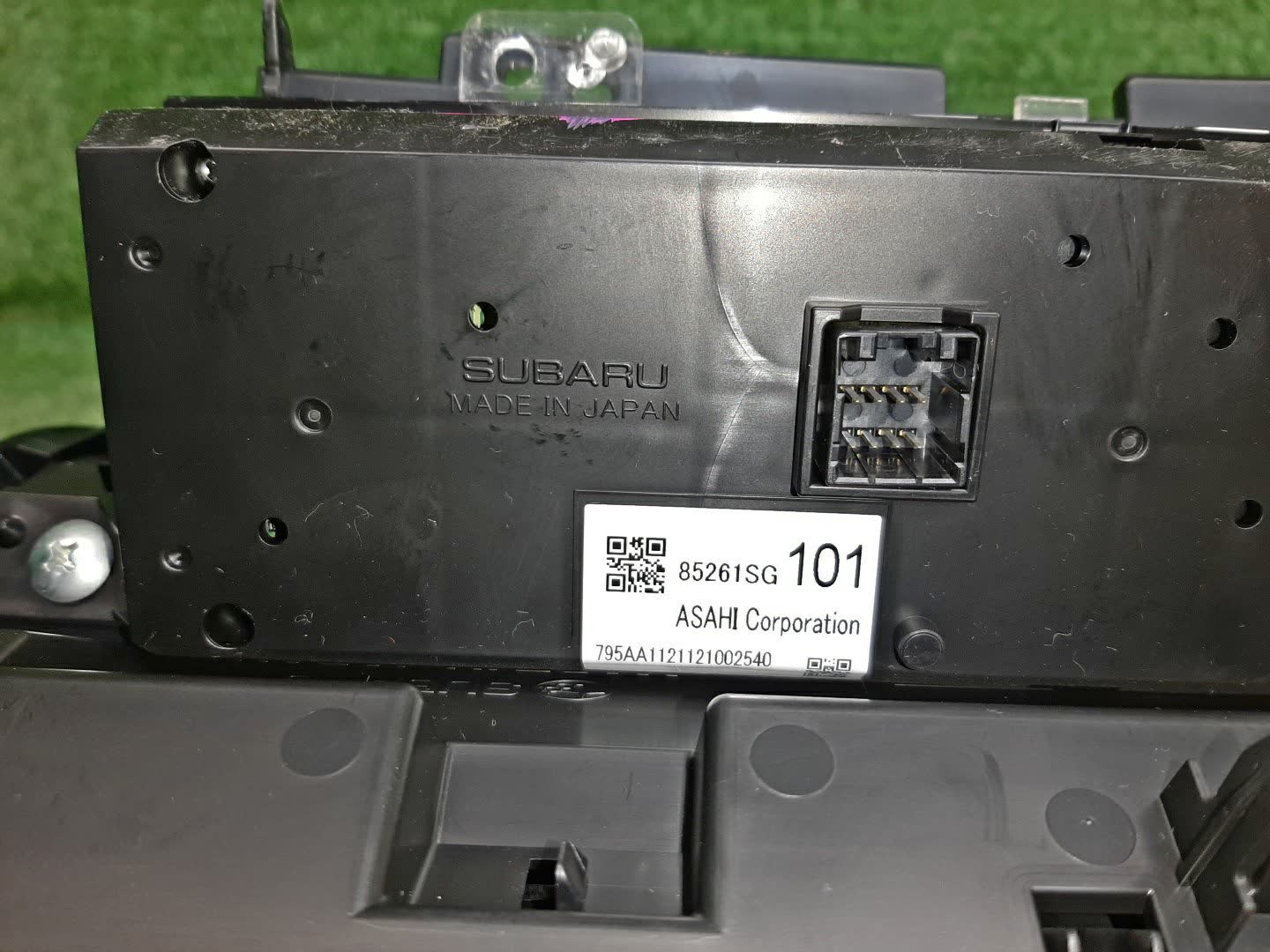 Монитор SUBARU FORESTER SJ9, SJ5, SJG 85261SG101 2 ракурс