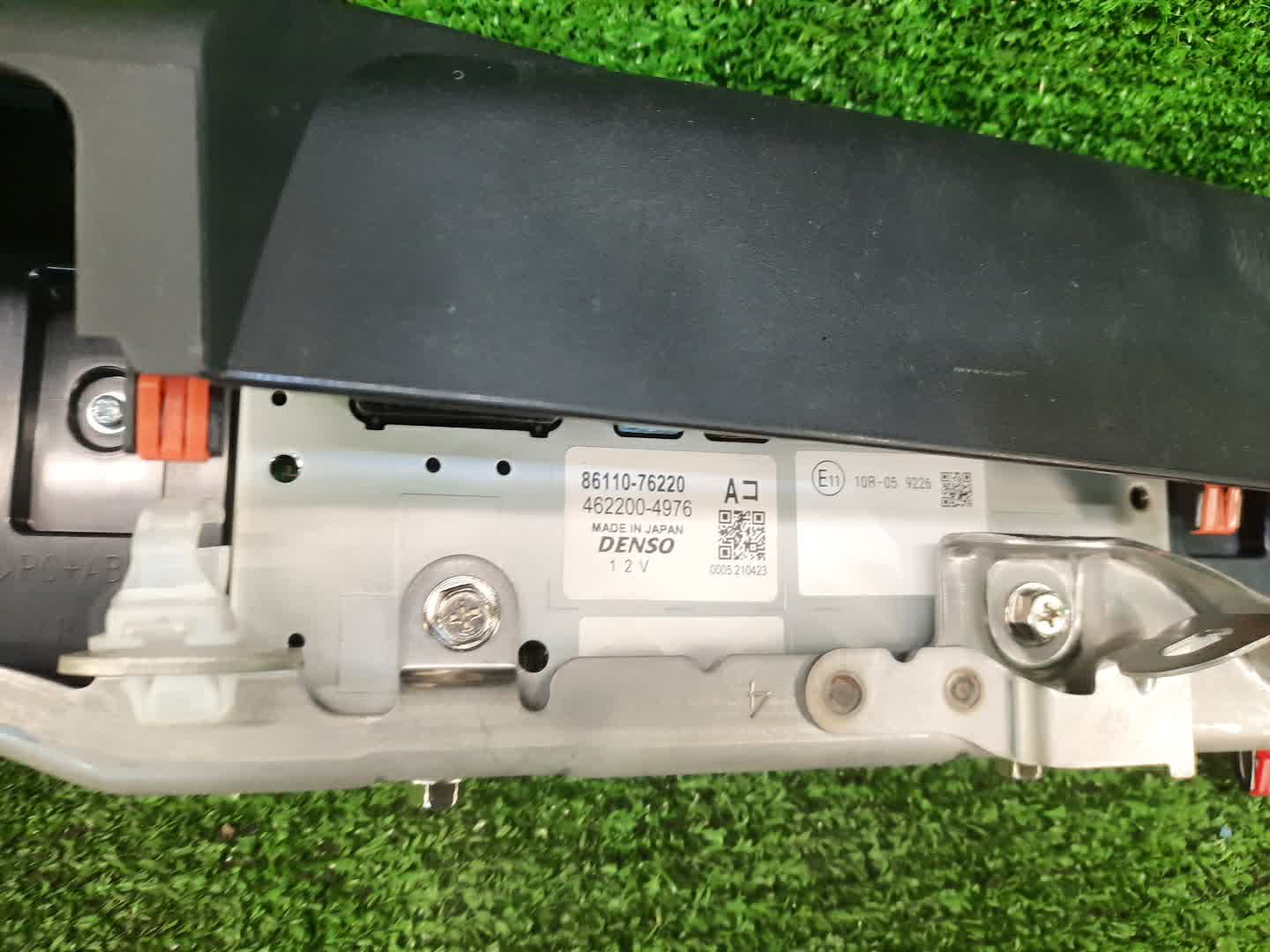 Монитор LEXUS UX300E, UX200, UX250H KMA10, MZAA10, MZAH10 86110-76220 3 ракурс