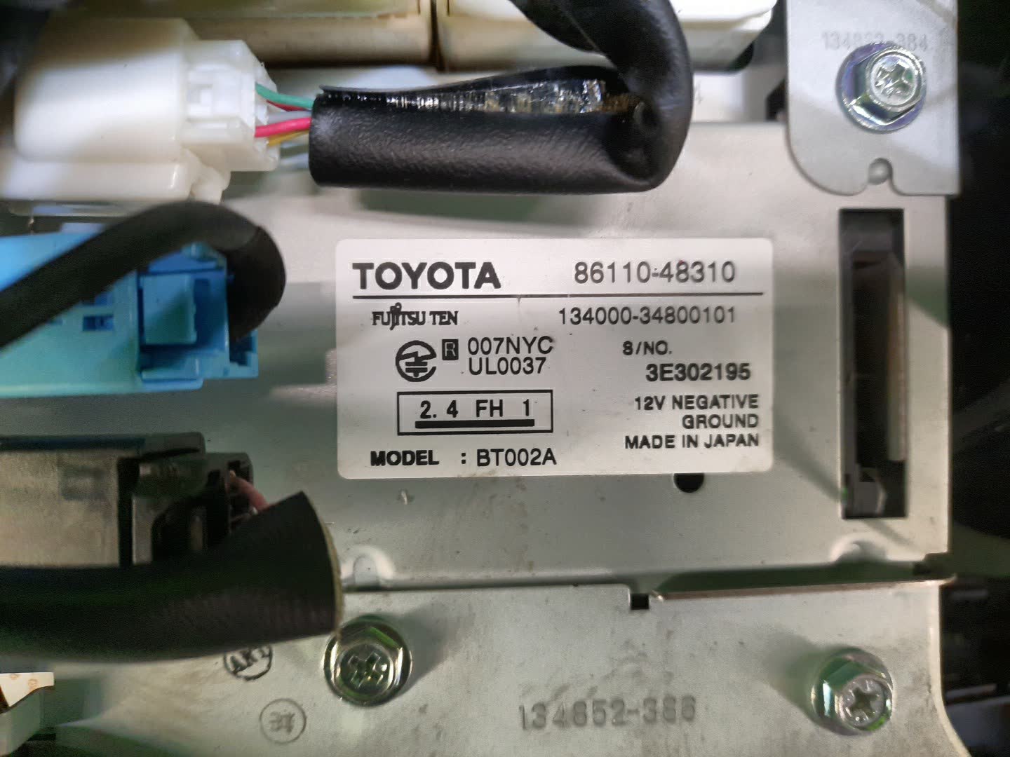 Монитор TOYOTA HARRIER GSU30W 86110-48310 3 ракурс