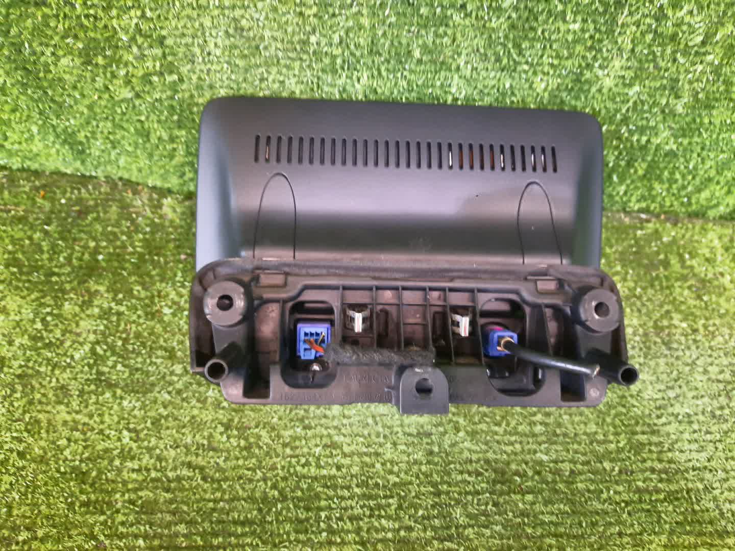 Монитор MERCEDES-BENZ CLA-Class C117, X117, 117342, 117352, 117344, 117346, 117347, 117351, 117952, 117942, 117944, 117946, 117951, 117947 2 ракурс