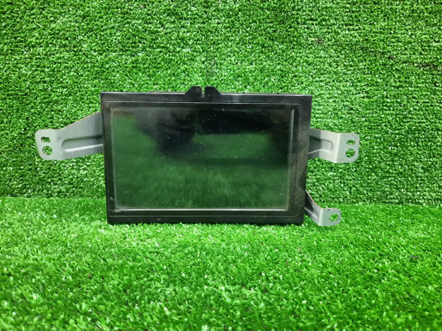 Монитор TOYOTA HARRIER SXU10W 86110-48020 1 ракурс