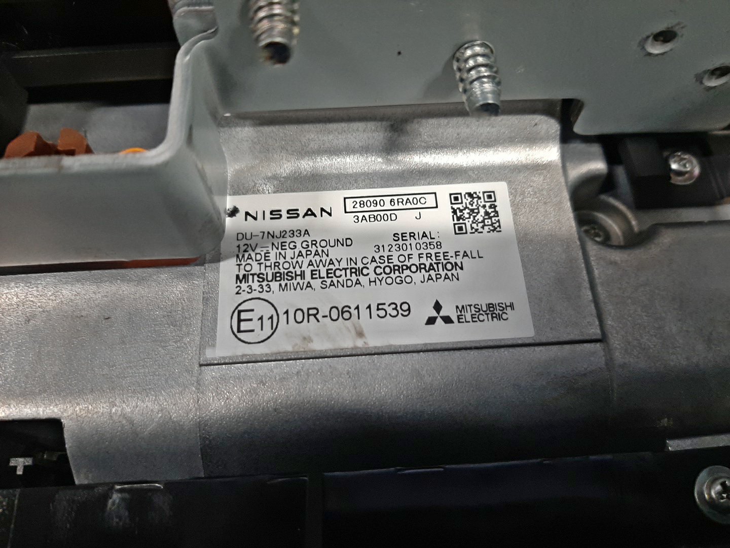 Монитор NISSAN X-TRAIL SNT33 KR15DDT 28090-6RA0C 3 ракурс