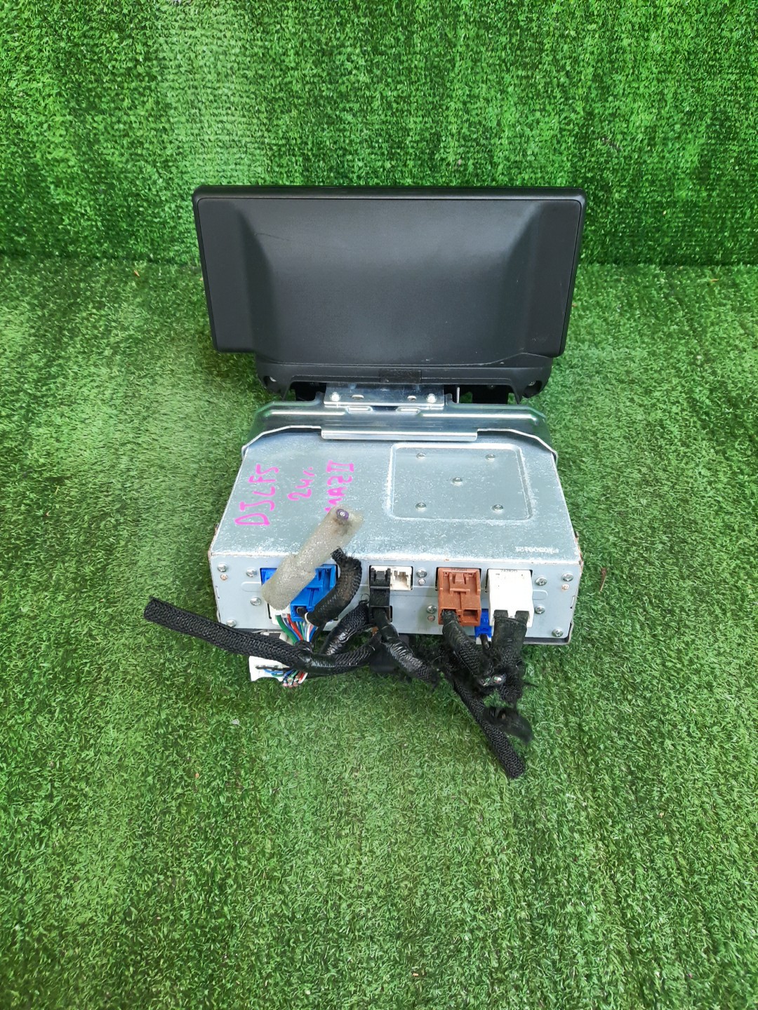 Монитор MAZDA DEMIO DJLFS D0B3669C0E 2 ракурс