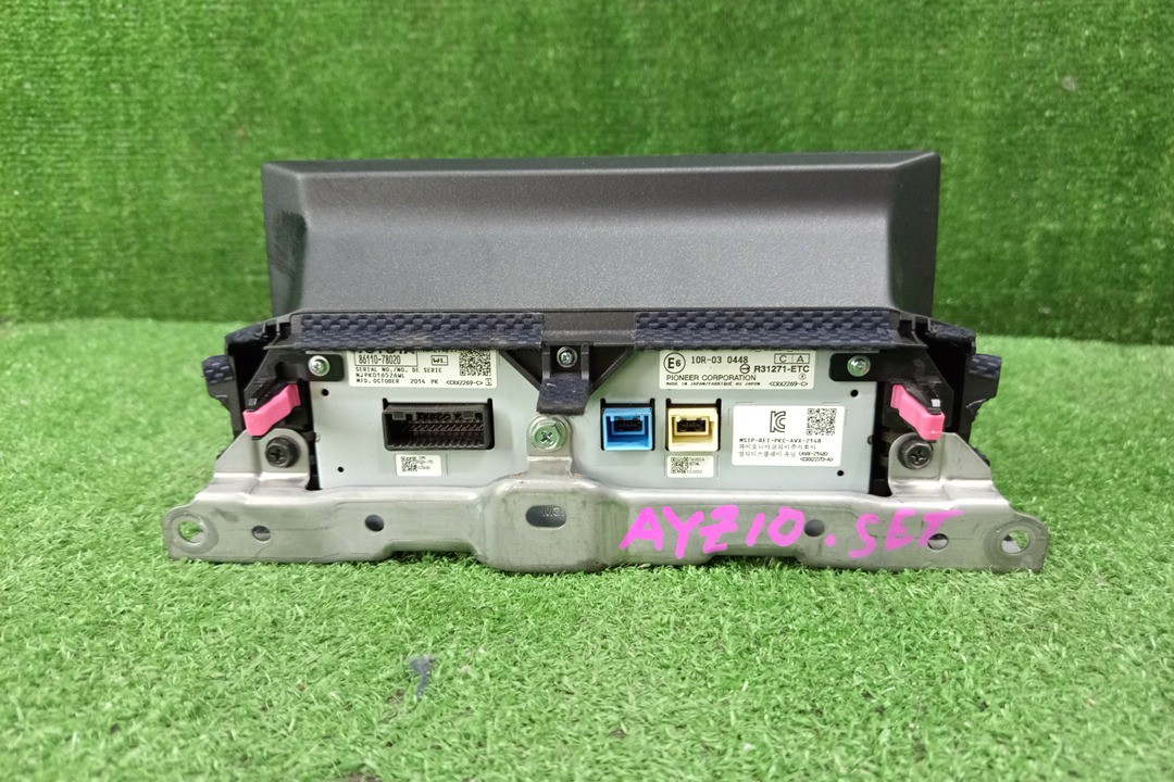 Монитор LEXUS NX300H AYZ10 86110-78020 2 ракурс