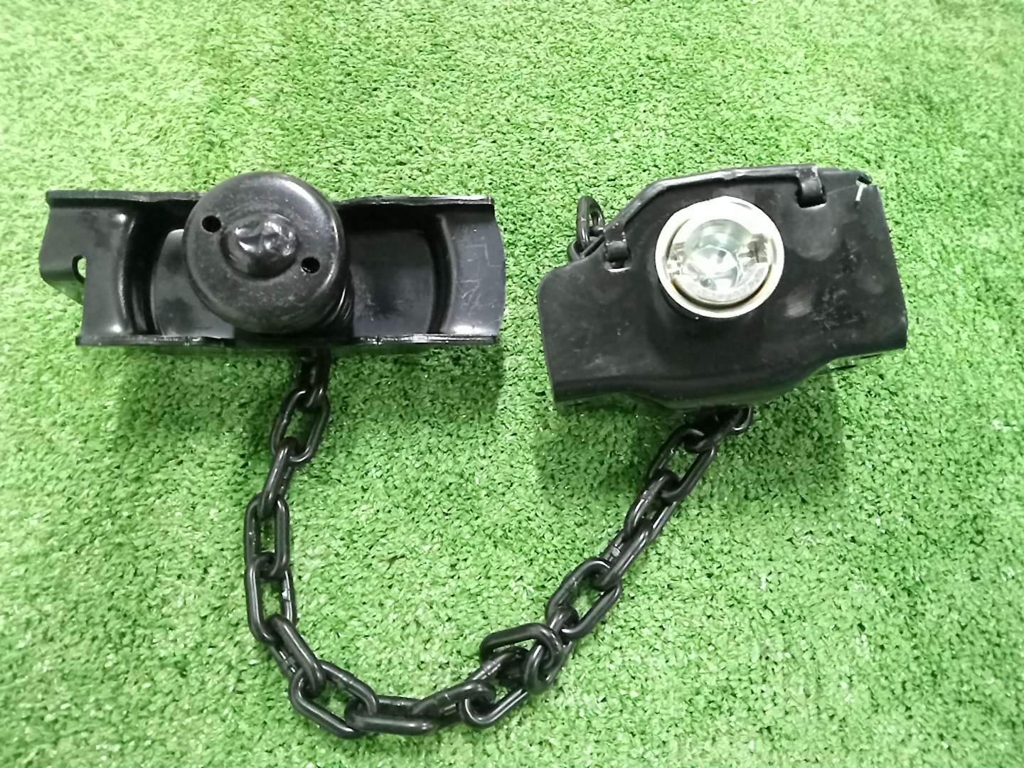 Крепление запаски TOYOTA LAND CRUISER URJ202 51900-60322 3 ракурс