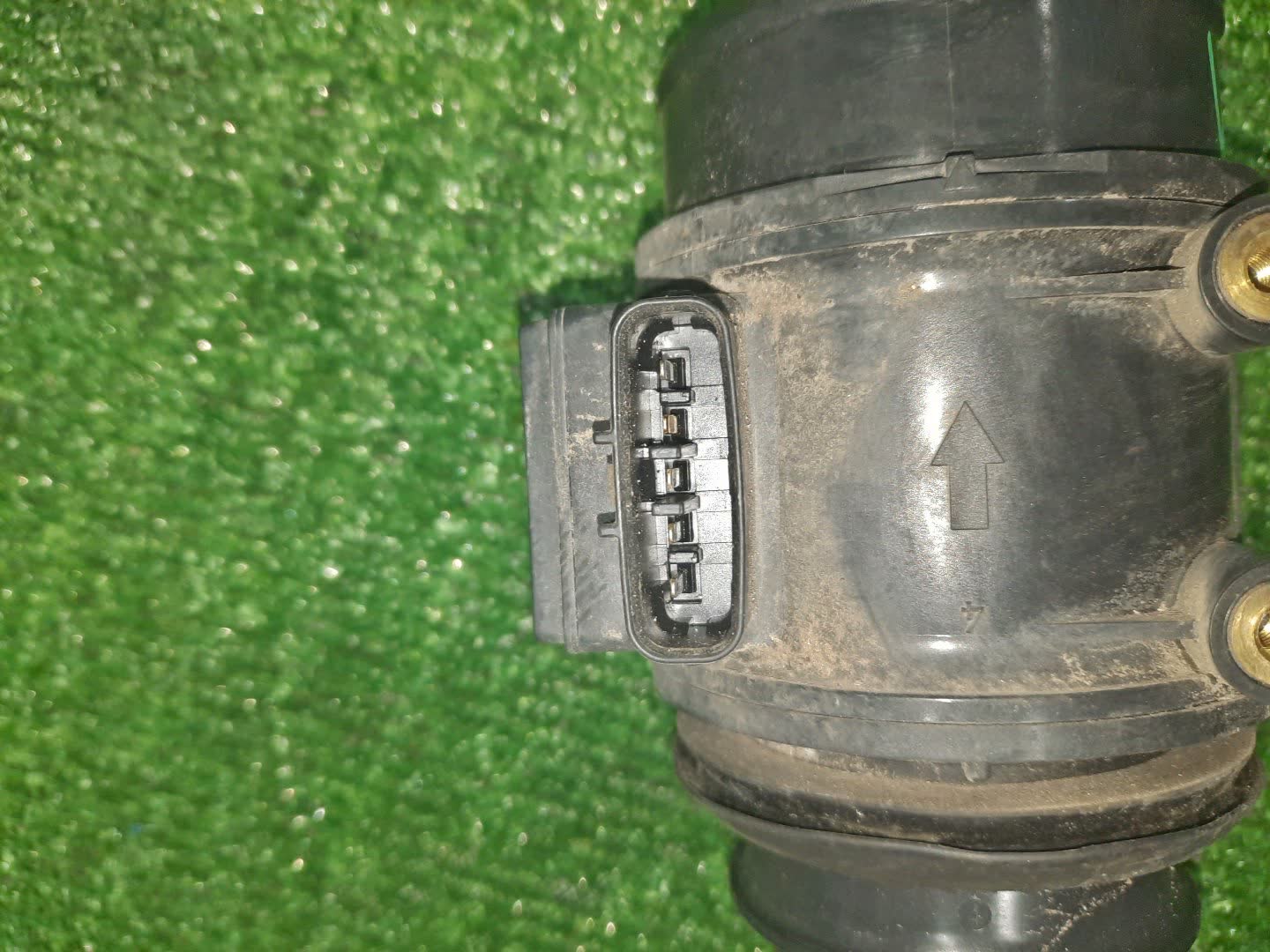 Датчик расхода воздуха TOYOTA HILUX SURF VZN185W 5VZ-FE 22250-20020 2 ракурс