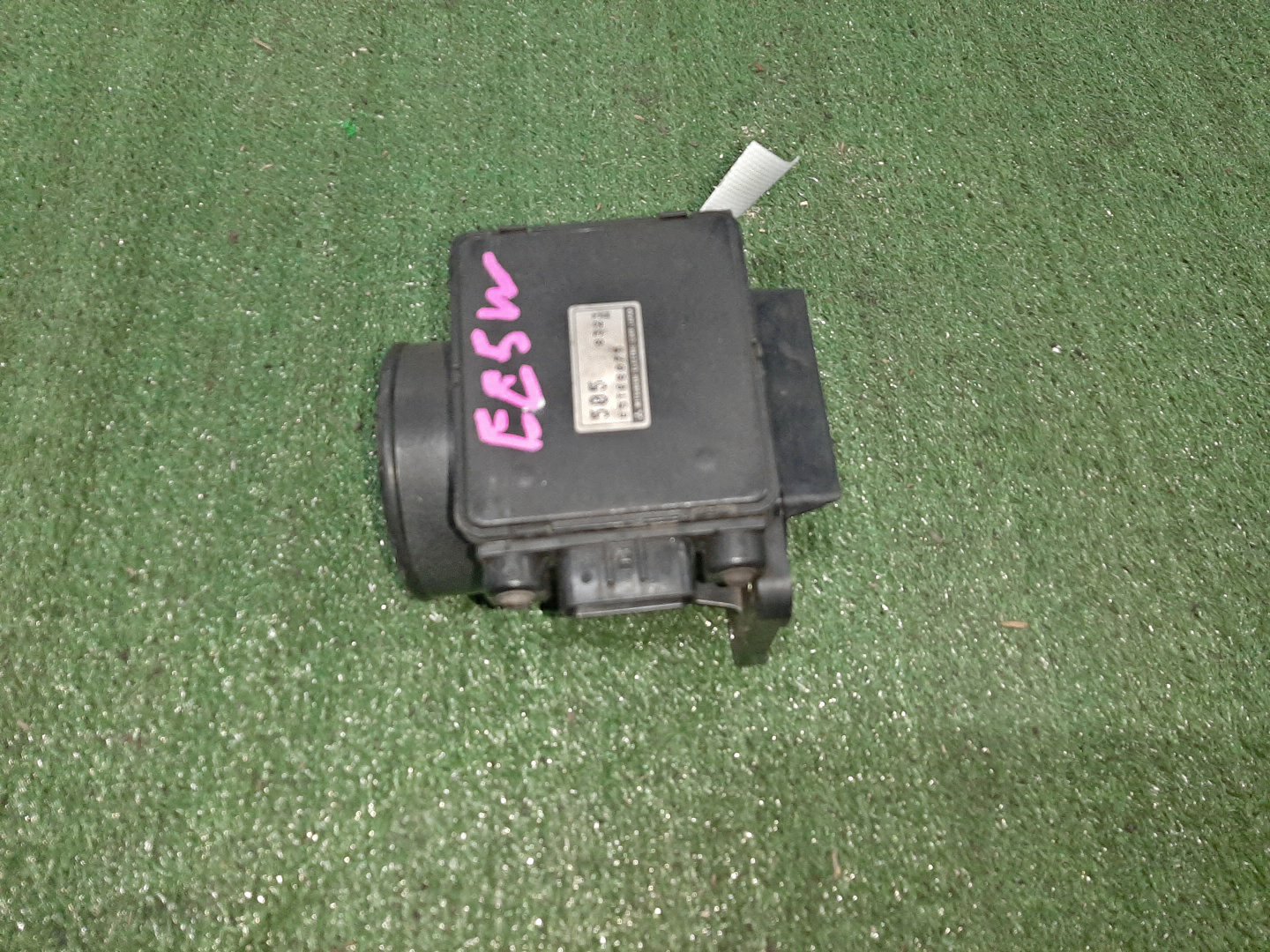 Датчик расхода воздуха MITSUBISHI LEGNUM EC5W 6A13 E5T08075 1 ракурс