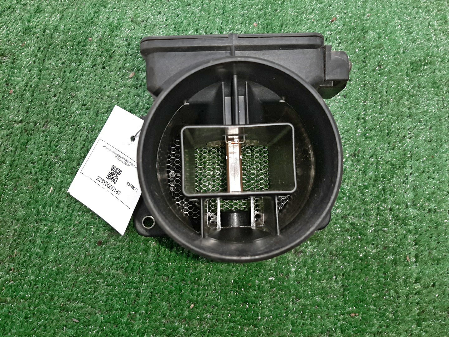 Датчик расхода воздуха MITSUBISHI DION CR6W 4G94 E5T08271 2 ракурс