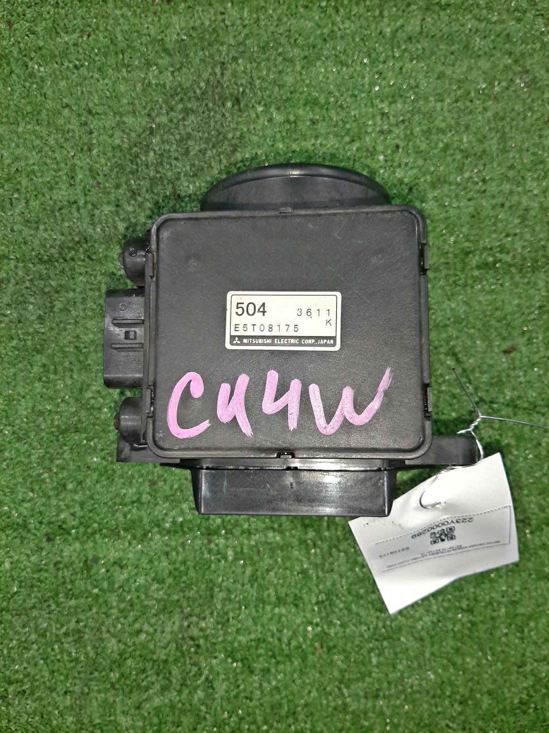 Датчик расхода воздуха MITSUBISHI AIRTREK CU4W 4G64 E5T08175 1 ракурс