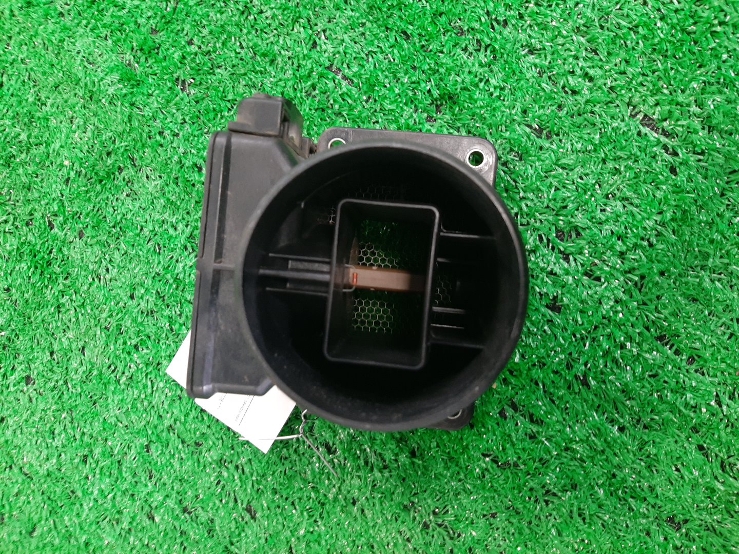 Датчик расхода воздуха MITSUBISHI CHARIOT GRANDIS N84W 4G64 E5T08171 3 ракурс