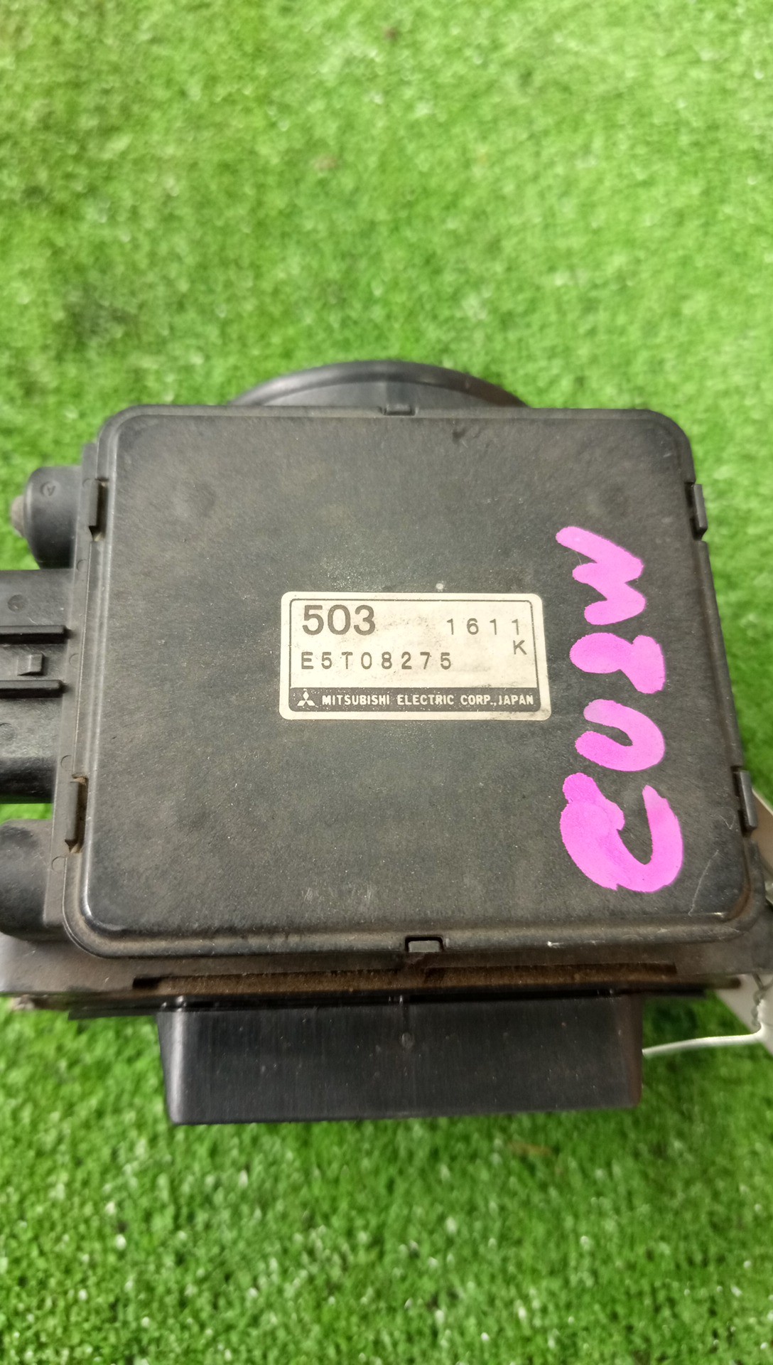 Датчик расхода воздуха MITSUBISHI AIRTREK CU2W 4G63 E5T08275 4 ракурс