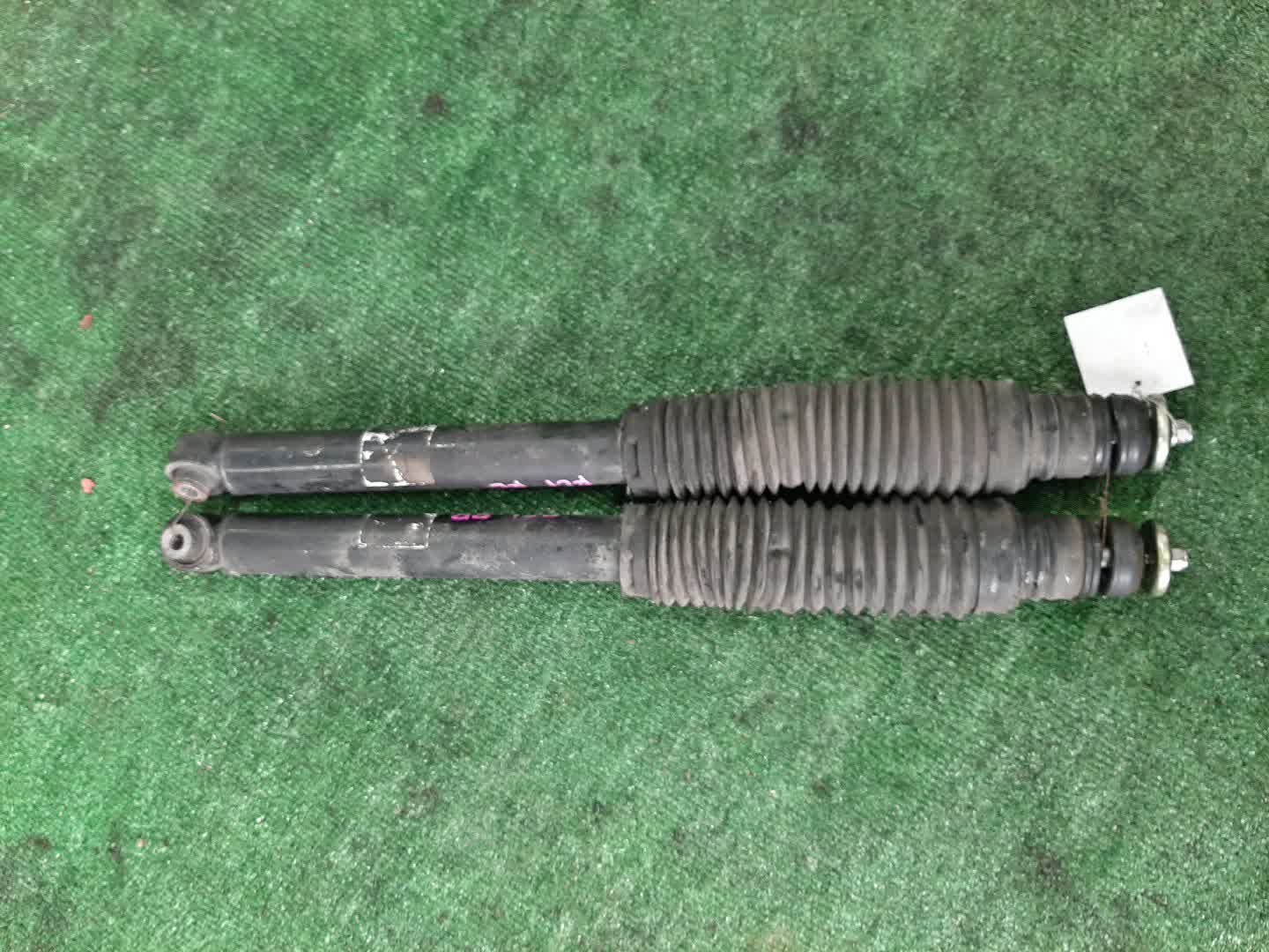 Амортизатор левый задний HONDA ODYSSEY RC1 K24W 1 ракурс