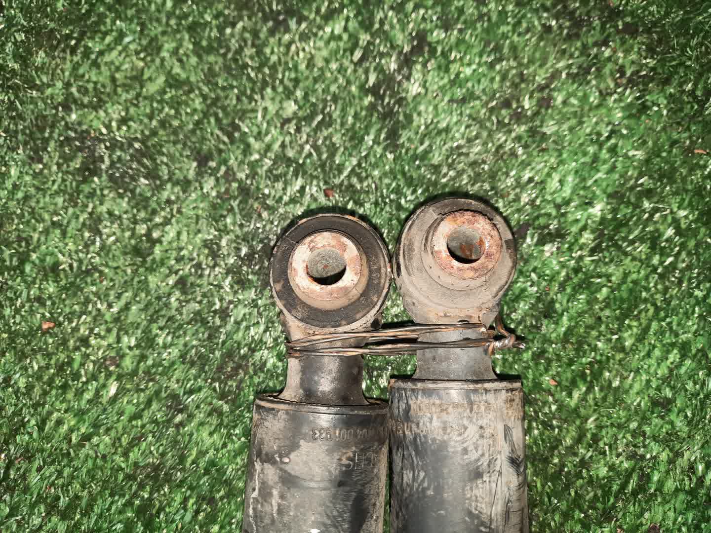 Амортизатор левый задний MERCEDES-BENZ C-Class 204041 3 ракурс