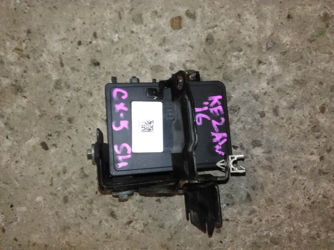Блок abs MAZDA CX-5 KE2AW SH-VPTS 28515122143 1 ракурс