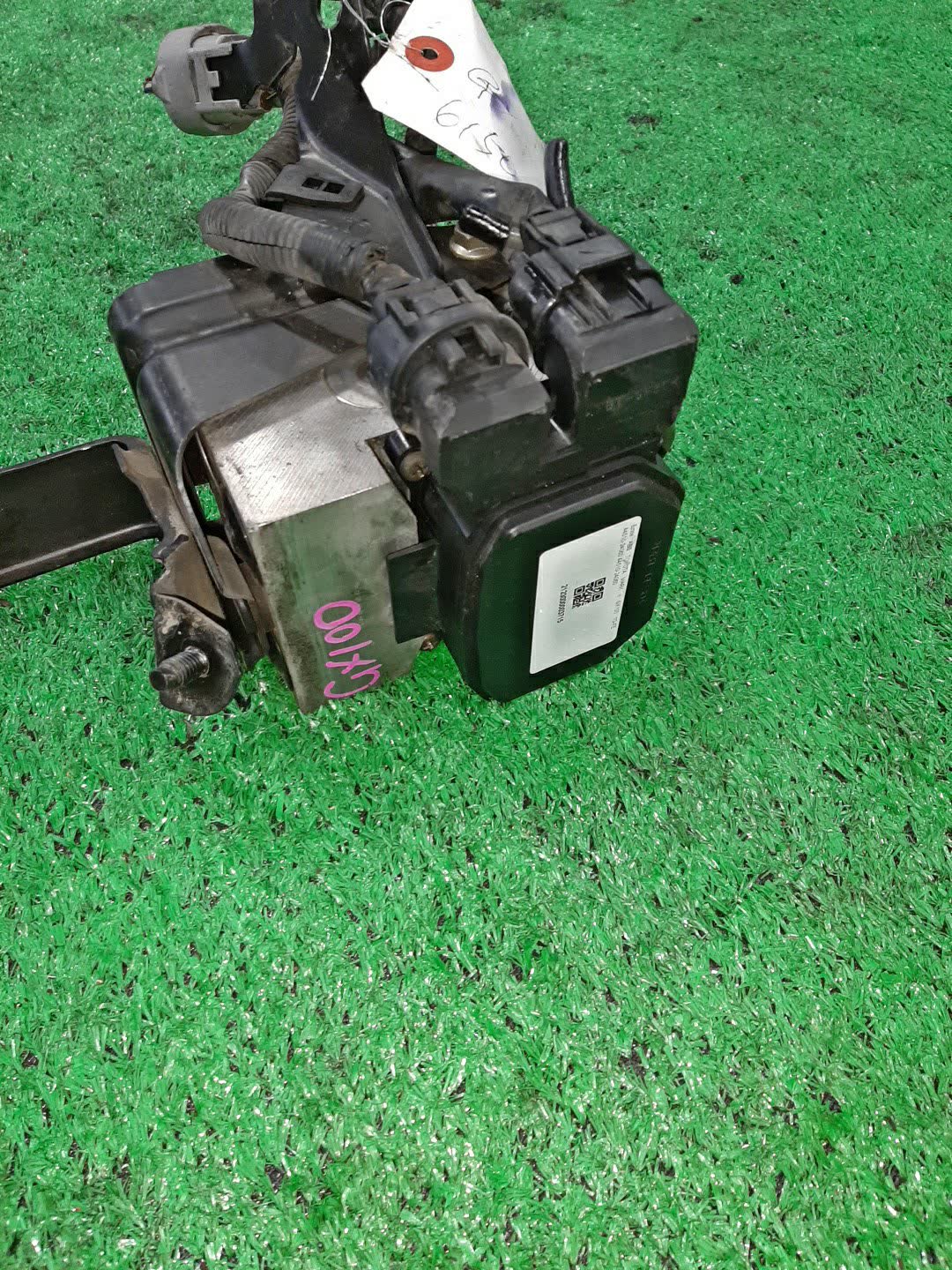 Блок abs TOYOTA MARK II GX100 1G-FE 44510-24060 1 ракурс