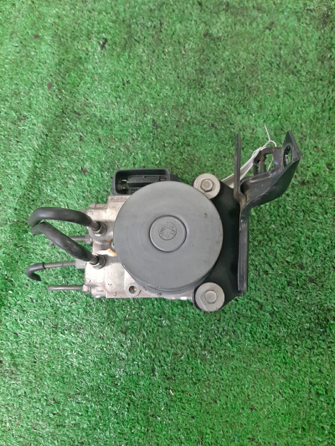 Блок abs MAZDA ATENZA GH5AW G33T-437AO/133800-4350 3 ракурс