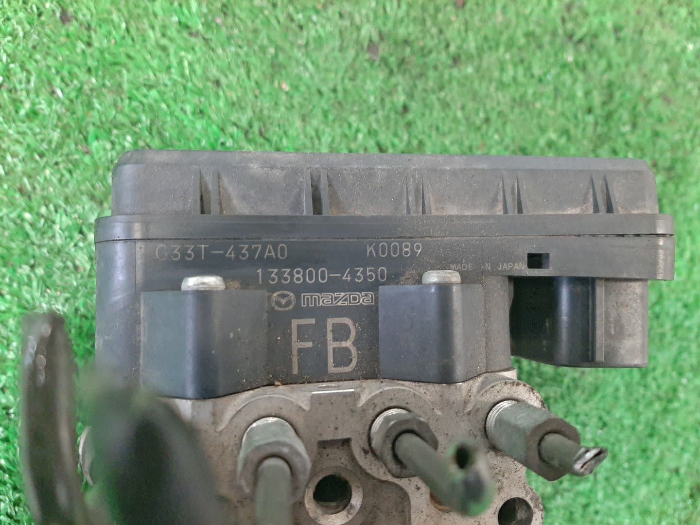 Блок abs MAZDA ATENZA GH5AW G33T-437AO/133800-4350 4 ракурс