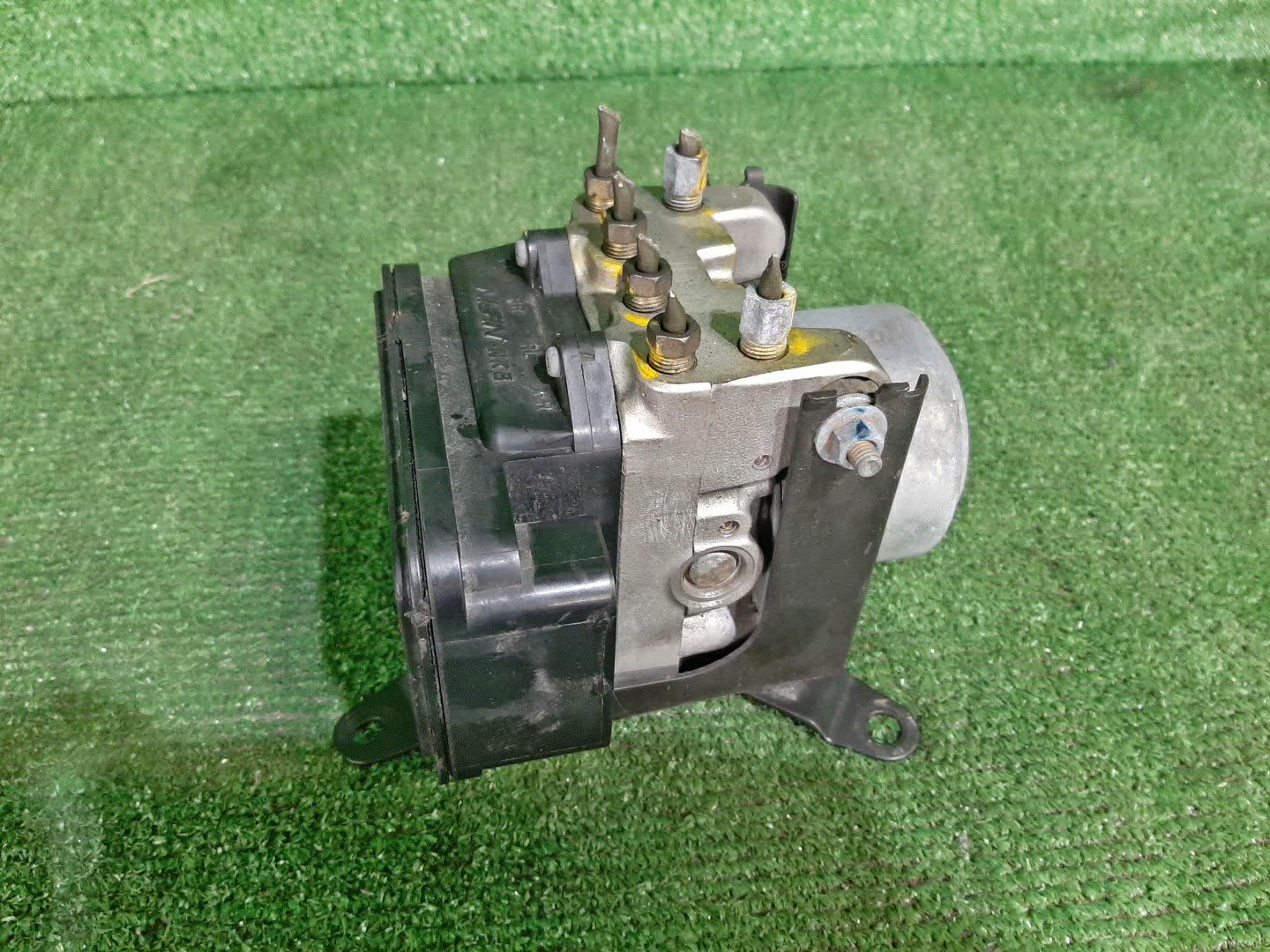 Блок abs HONDA AVANCIER TA1 F23A 006-V95-142A 1 ракурс