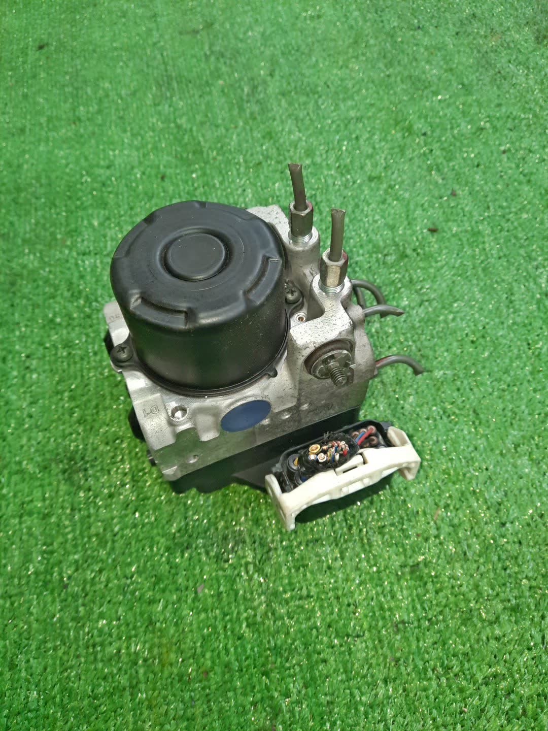 Блок abs TOYOTA MARK II GX110 1G-FE 44510-22110 2 ракурс