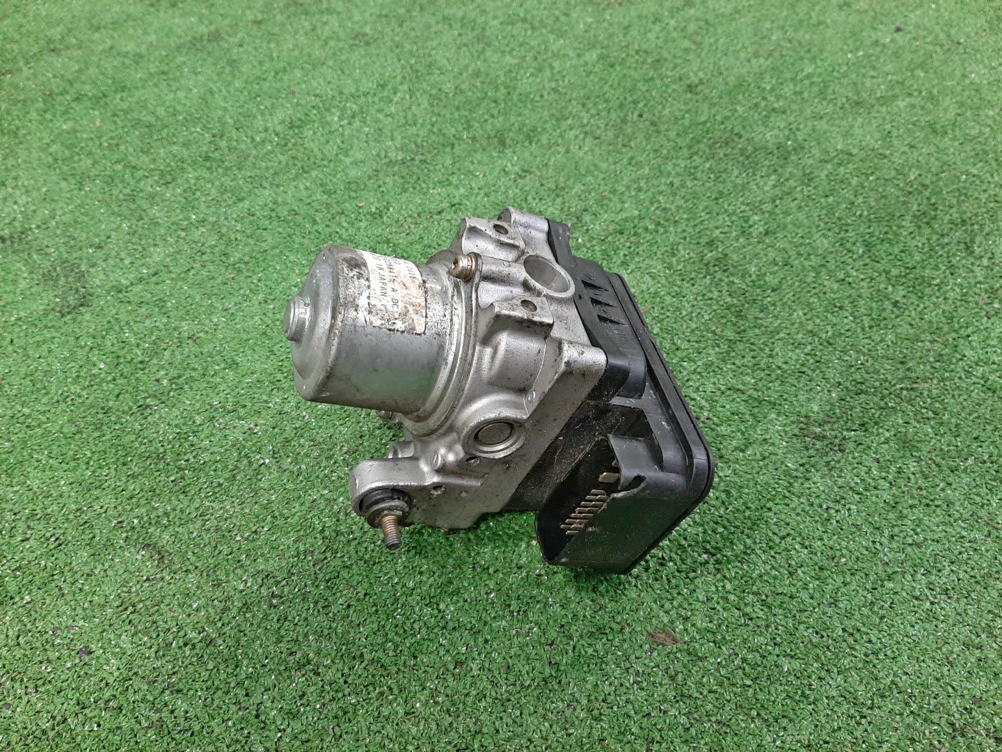 Блок abs HONDA CIVIC FERIO ES2 D15B 400-E04-001E 1 ракурс