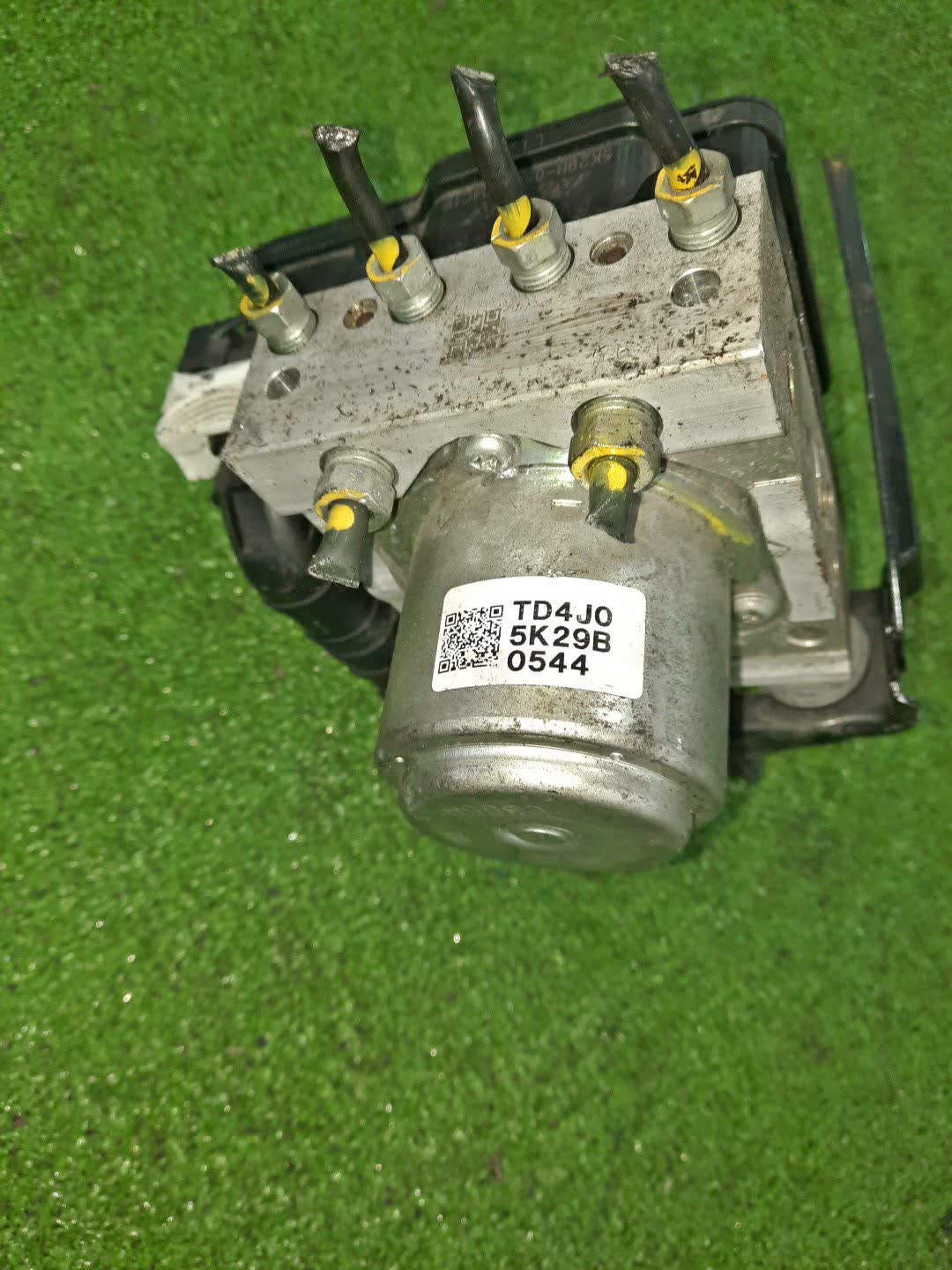 Блок abs HONDA SHUTTLE GP7 LEB TD4J0 2 ракурс