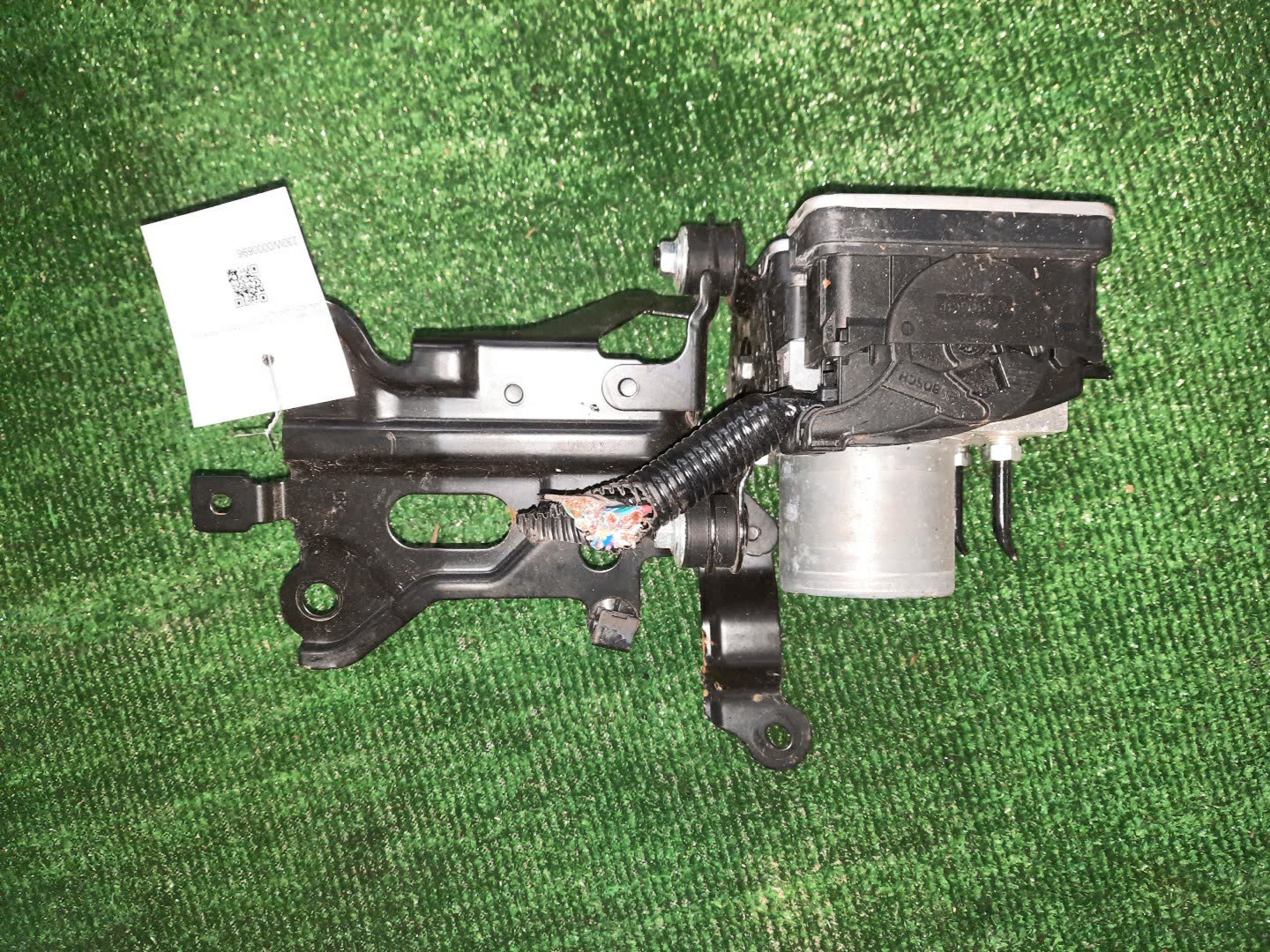 Блок abs TOYOTA RAV4 MXAA52 M20A-FKS 44540-42750 1 ракурс