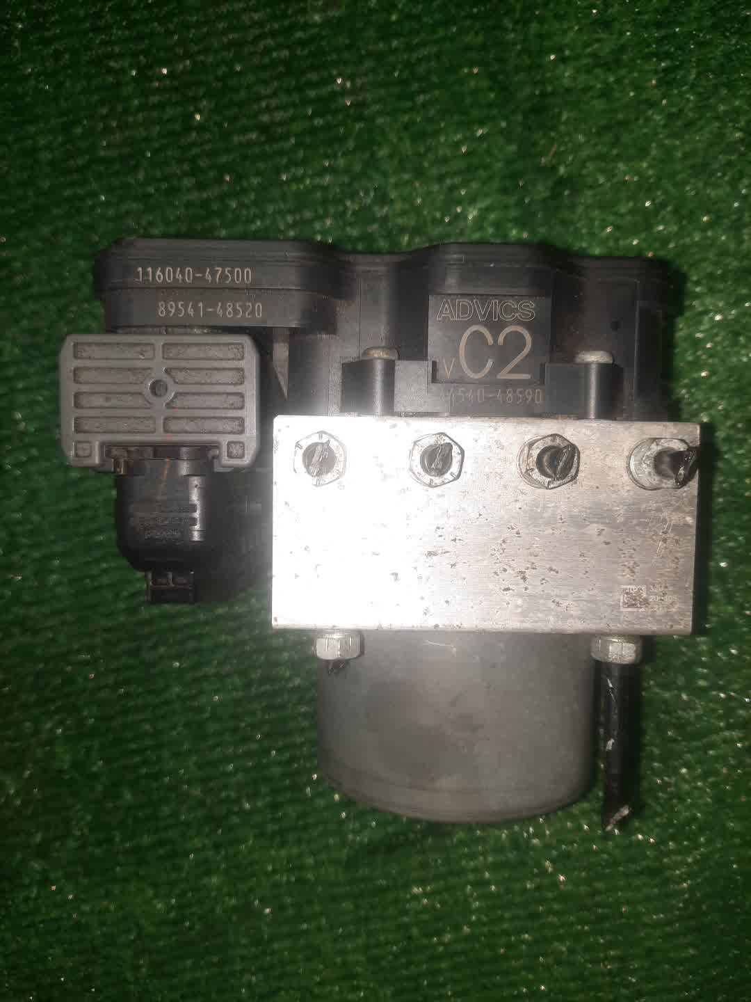 Блок abs TOYOTA HARRIER ZSU65W 3ZR-FAE 44540-48590 2 ракурс