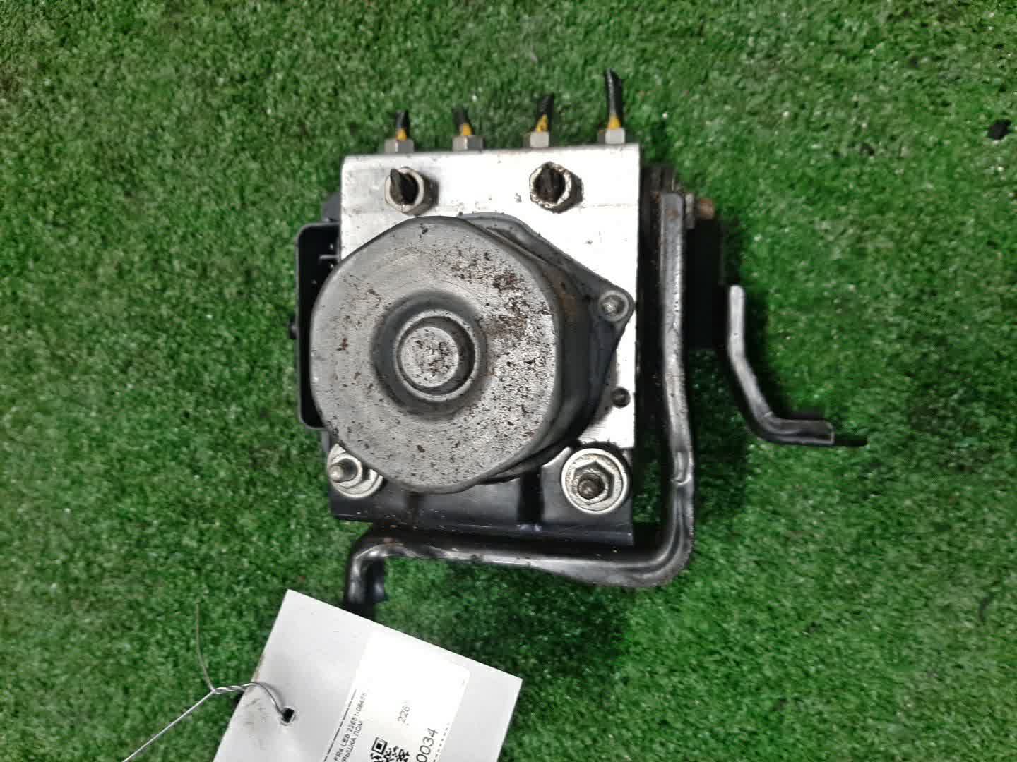 Блок abs HONDA JADE FR4 LEB 22651-06455 1 ракурс