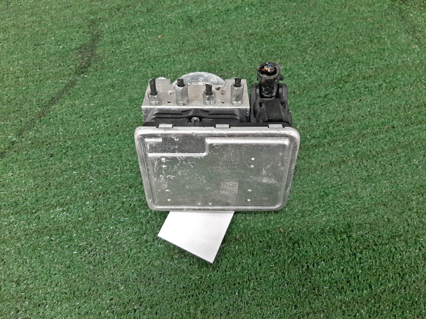 Блок abs MAZDA CX-8 KG5P PY-VPTS K0A1437A0 3 ракурс