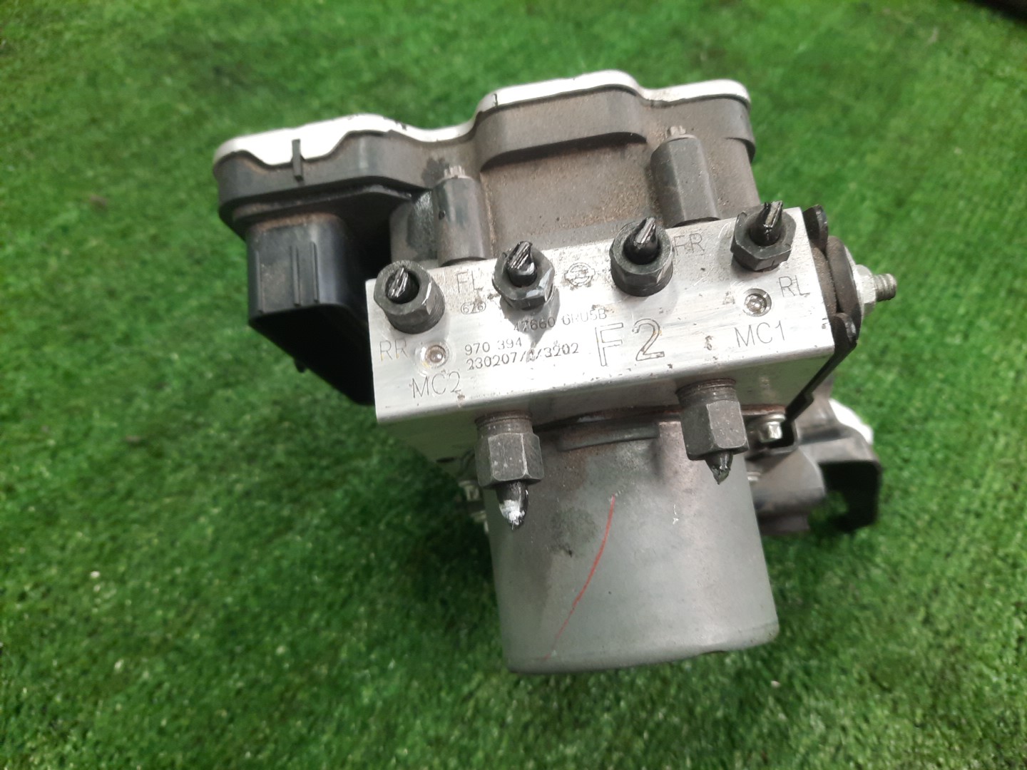 Блок abs NISSAN X-TRAIL SNT33 KR15DDT 3 ракурс Блок abs NISSAN X-TRAIL SNT33 KR15DDT 3 ракурс