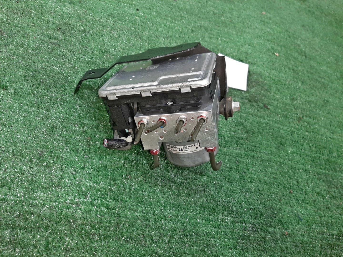 Блок abs MITSUBISHI ASX GA2W 4B11 ESCEC11C17 2 ракурс