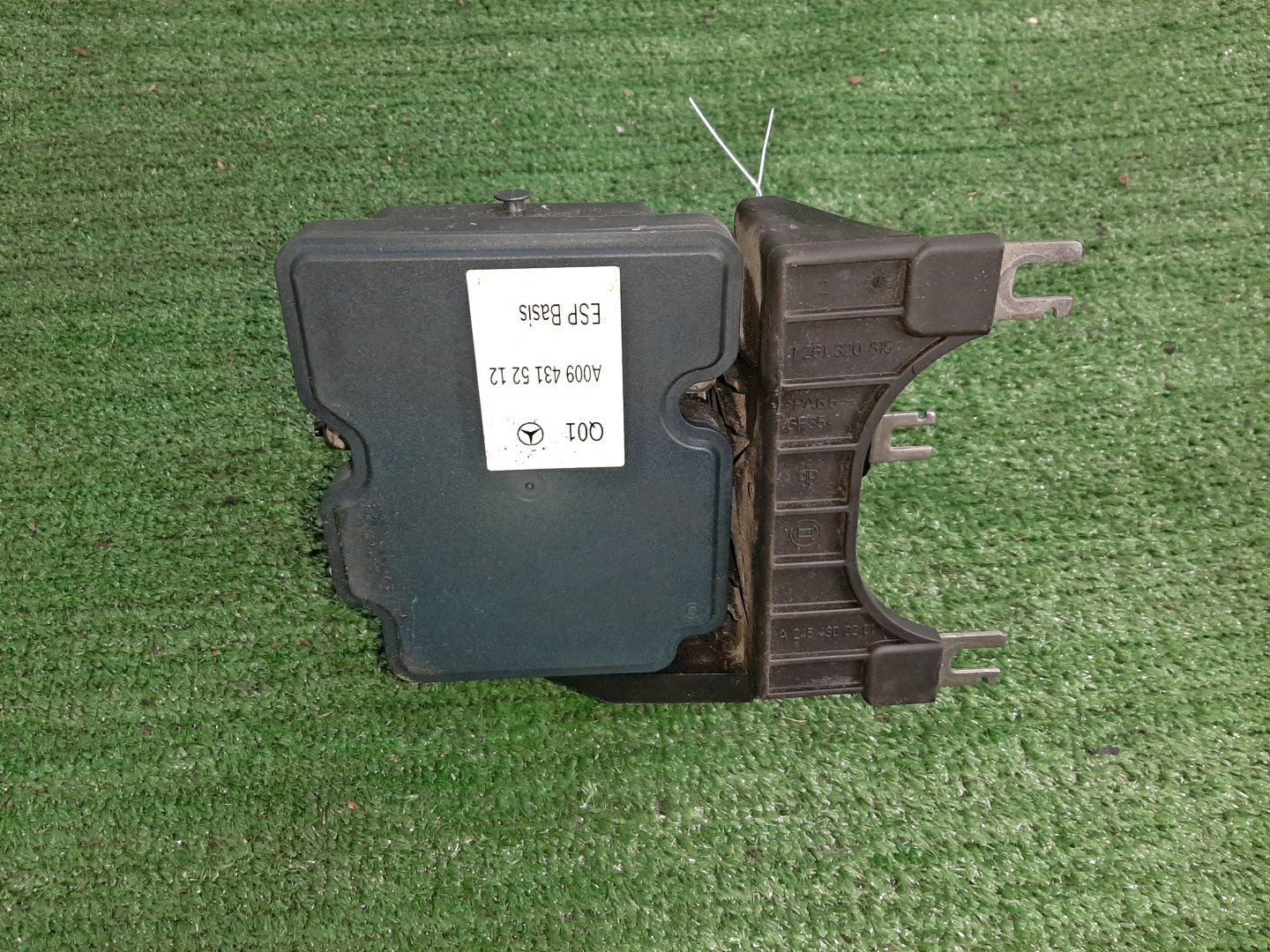 Блок abs MERCEDES-BENZ A-Class W176 A0094315212 2 ракурс